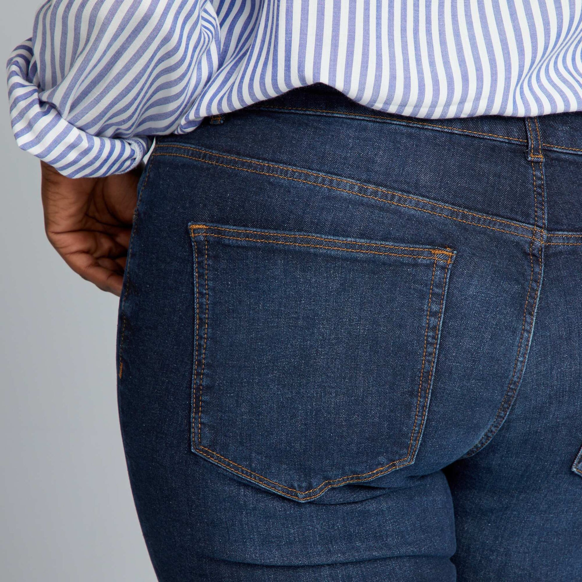 Jean regular 5 poches L30 BRUT