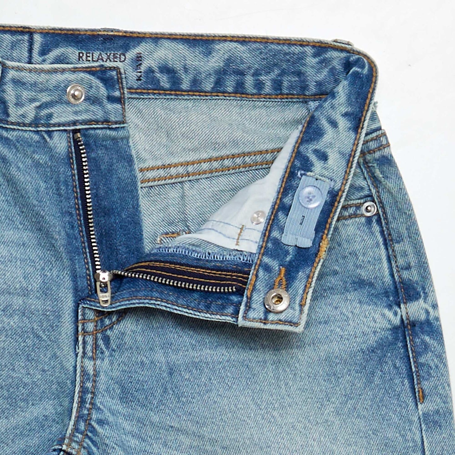 Jean droit à 5 poches BLEU CLAIR
