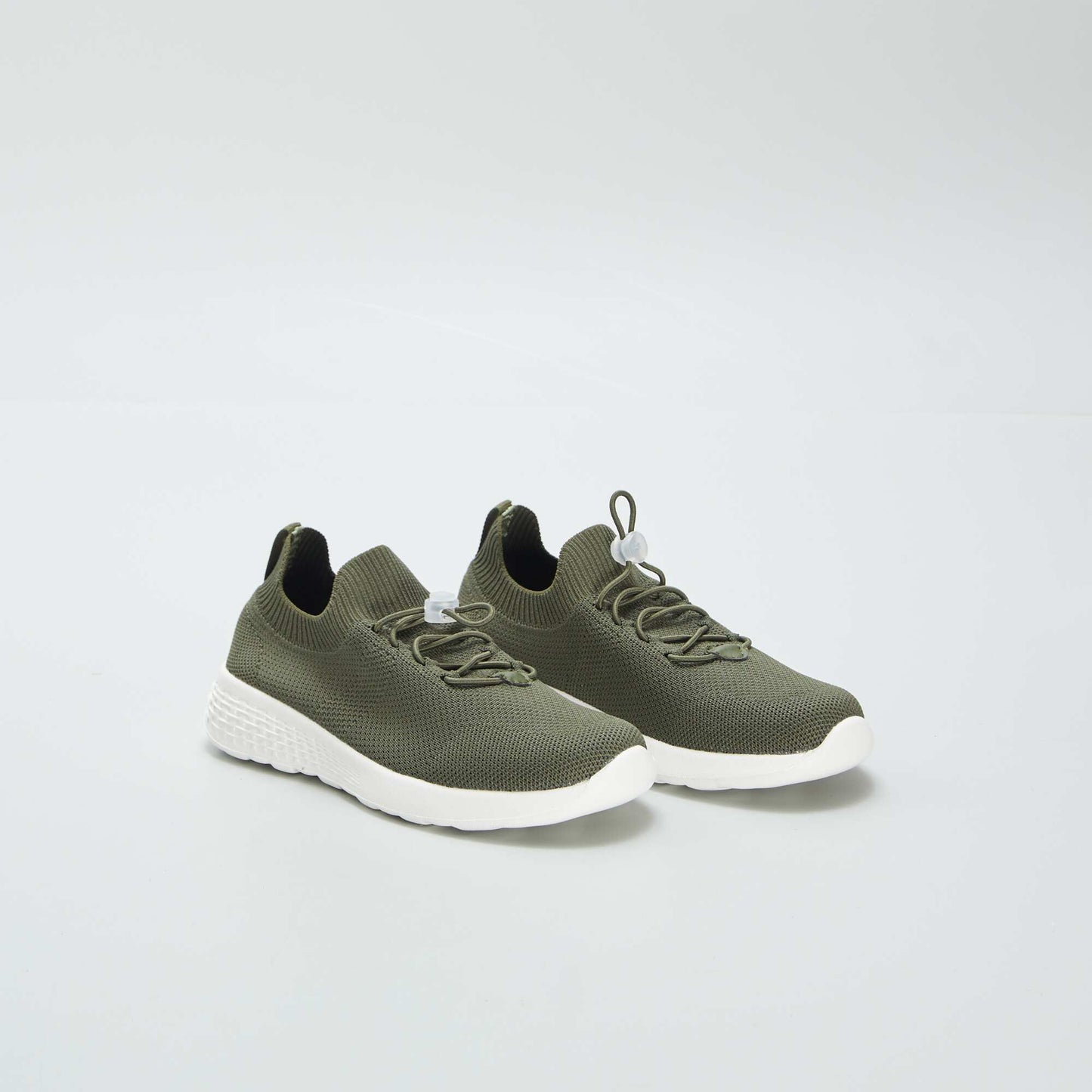 Baskets type running KAKI