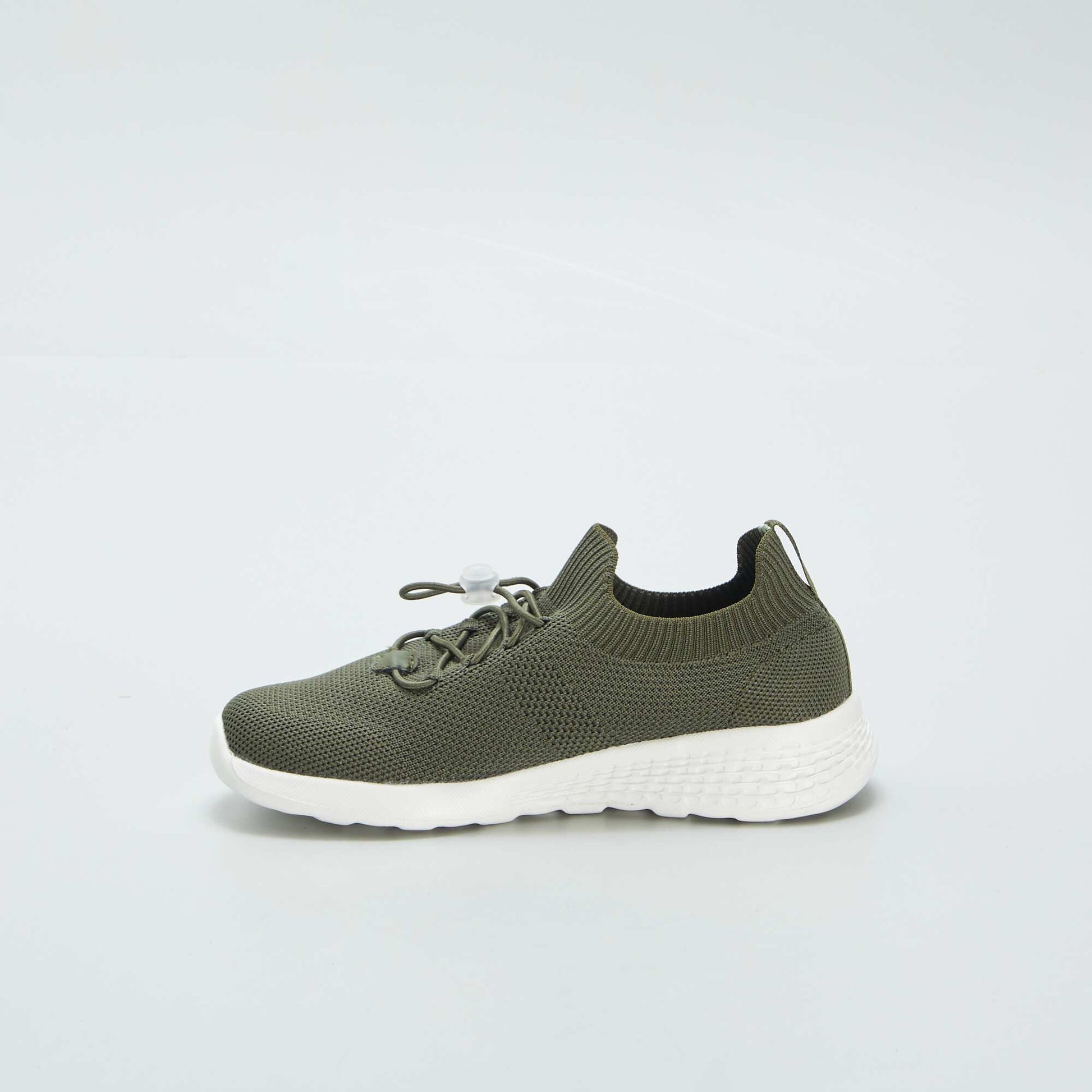 Baskets type running KAKI