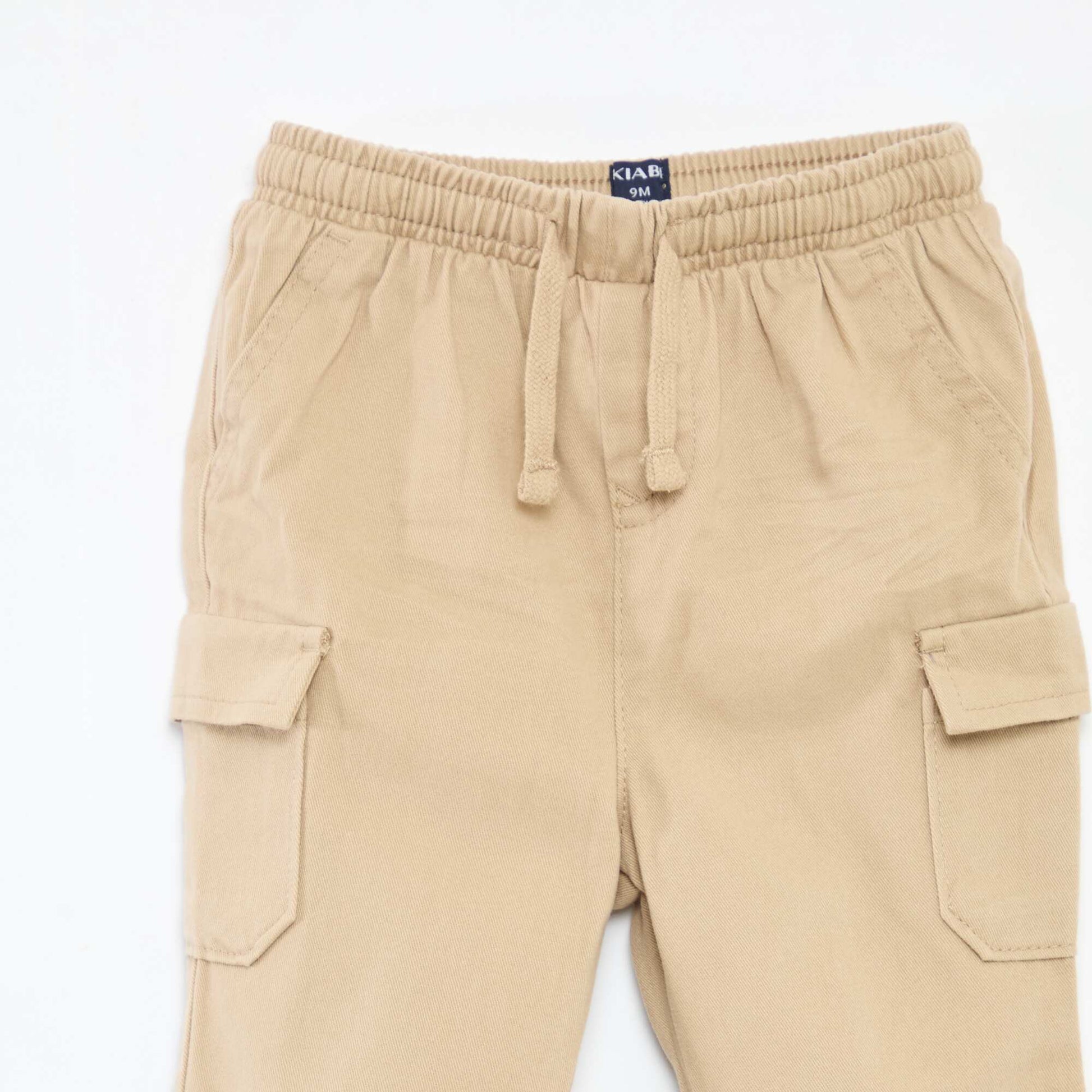 Pantalon jogger avec poches à rabat BEIGE