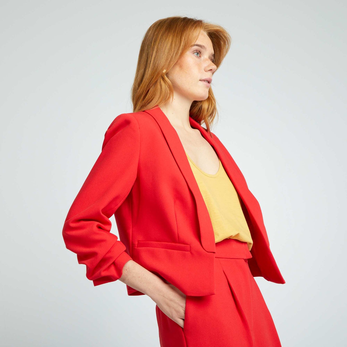 Veste tailleur courte ROUGE