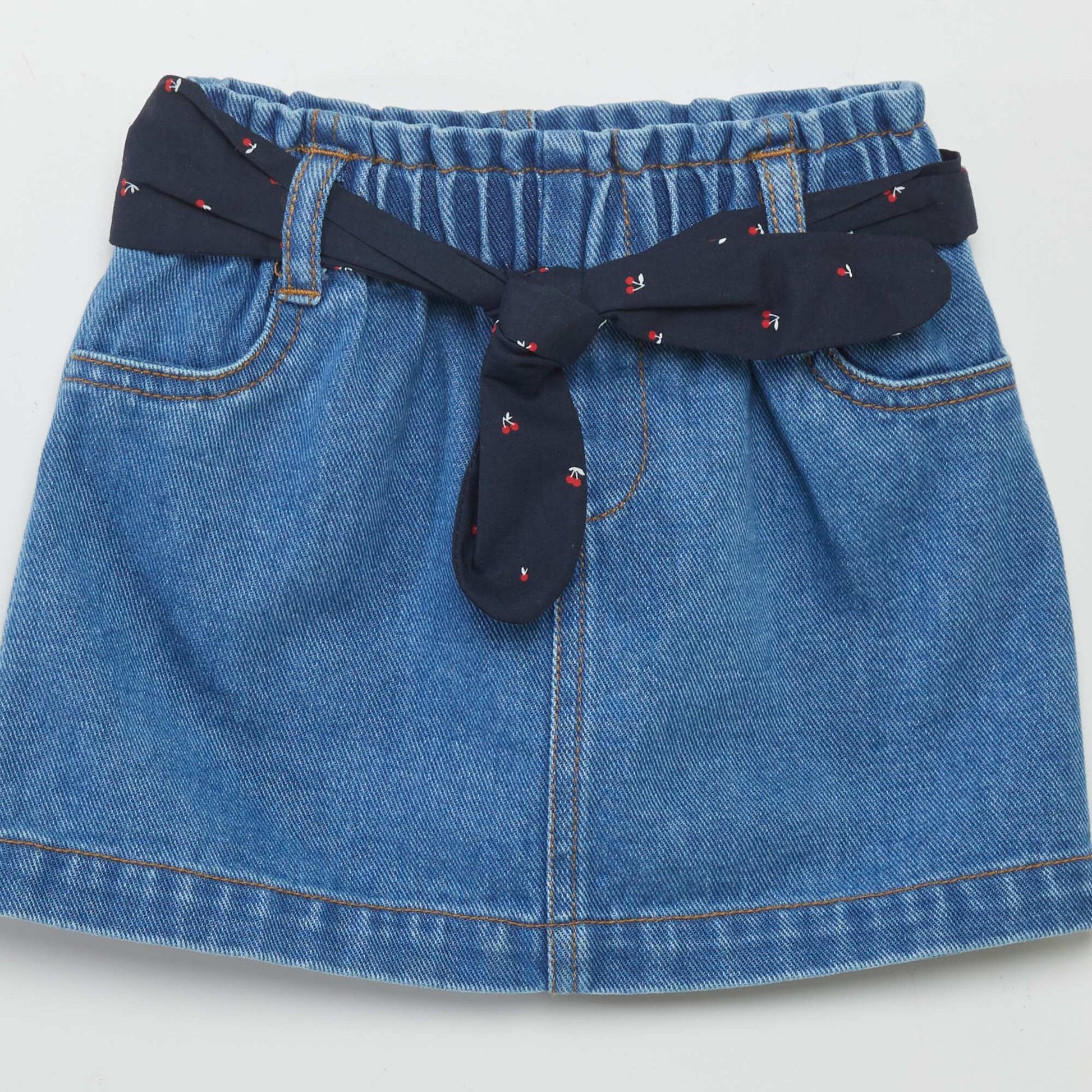 Jupe courte en jean avec ceinture BLEU