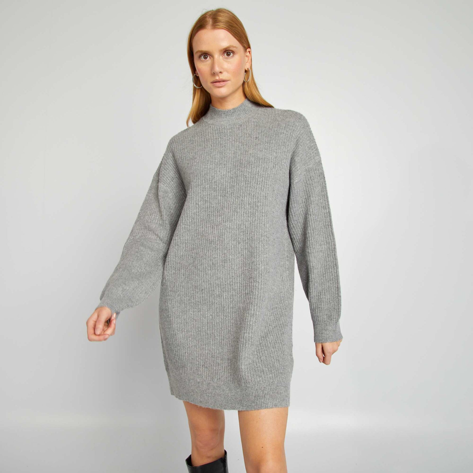 Robe pull en maille et col ras du cou GRIS