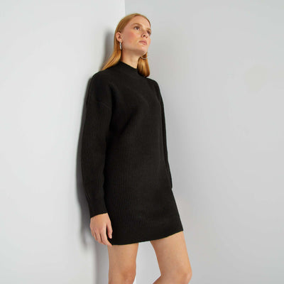 Robe pull en maille et col ras du cou NOIR