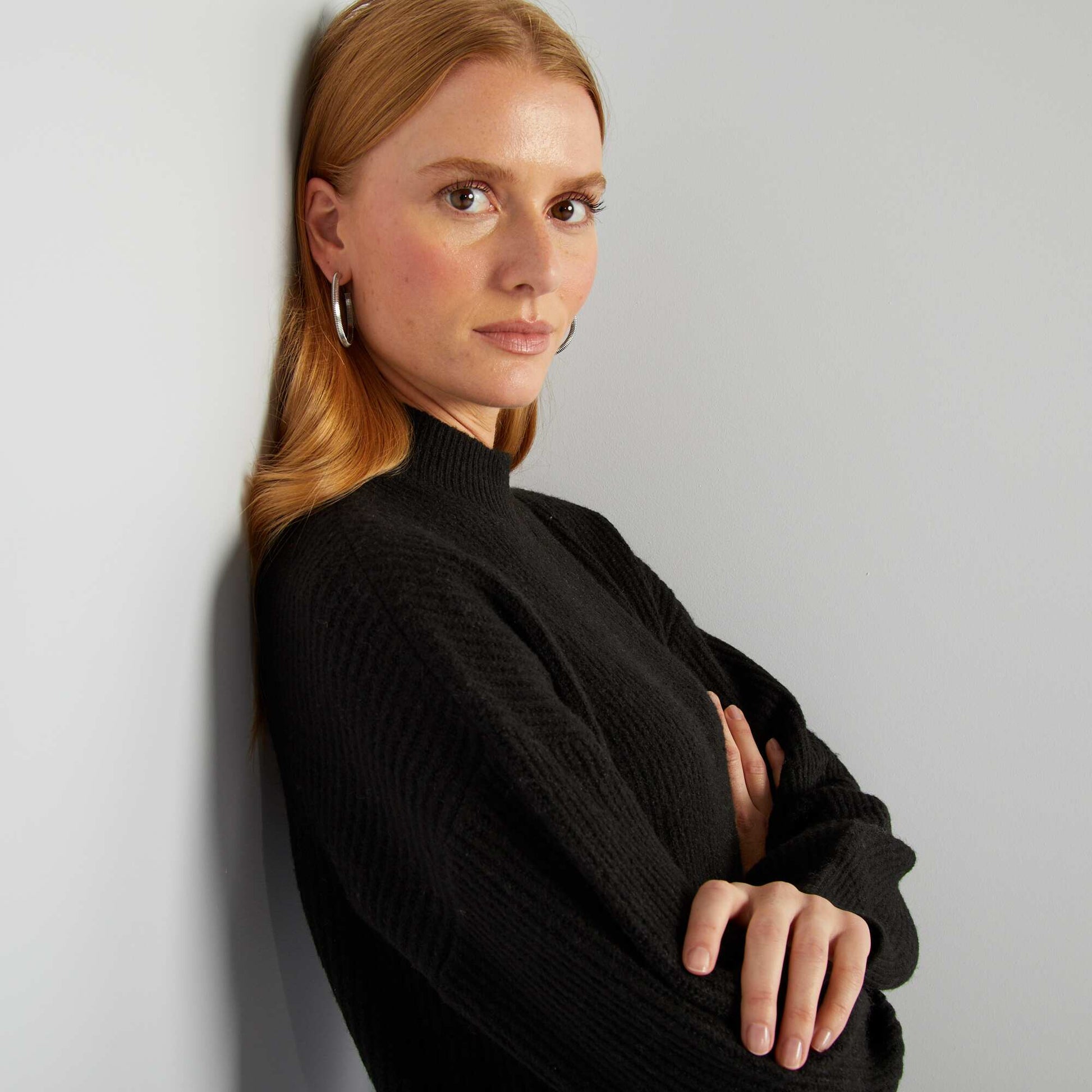 Robe pull en maille et col ras du cou NOIR