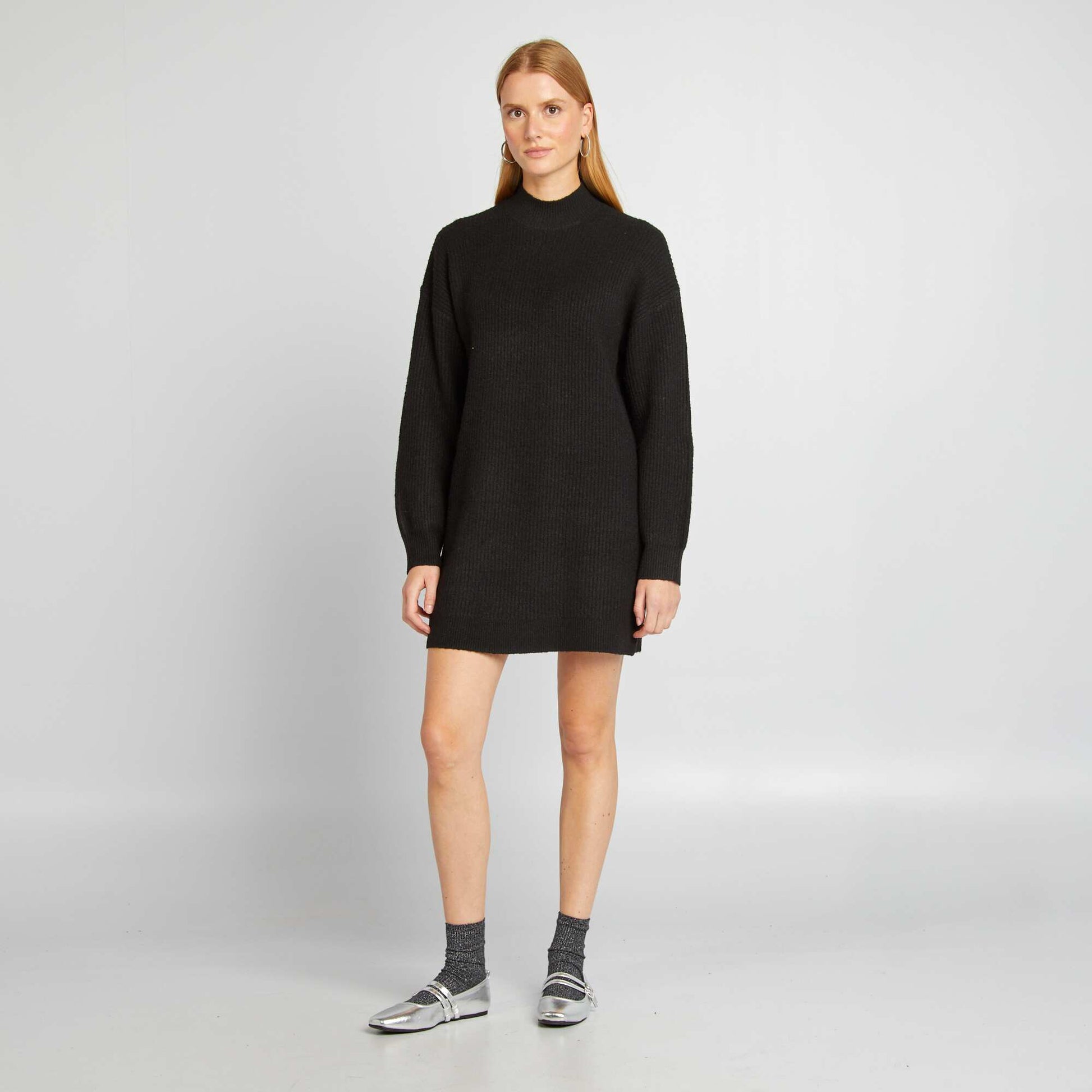 Robe pull en maille et col ras du cou NOIR