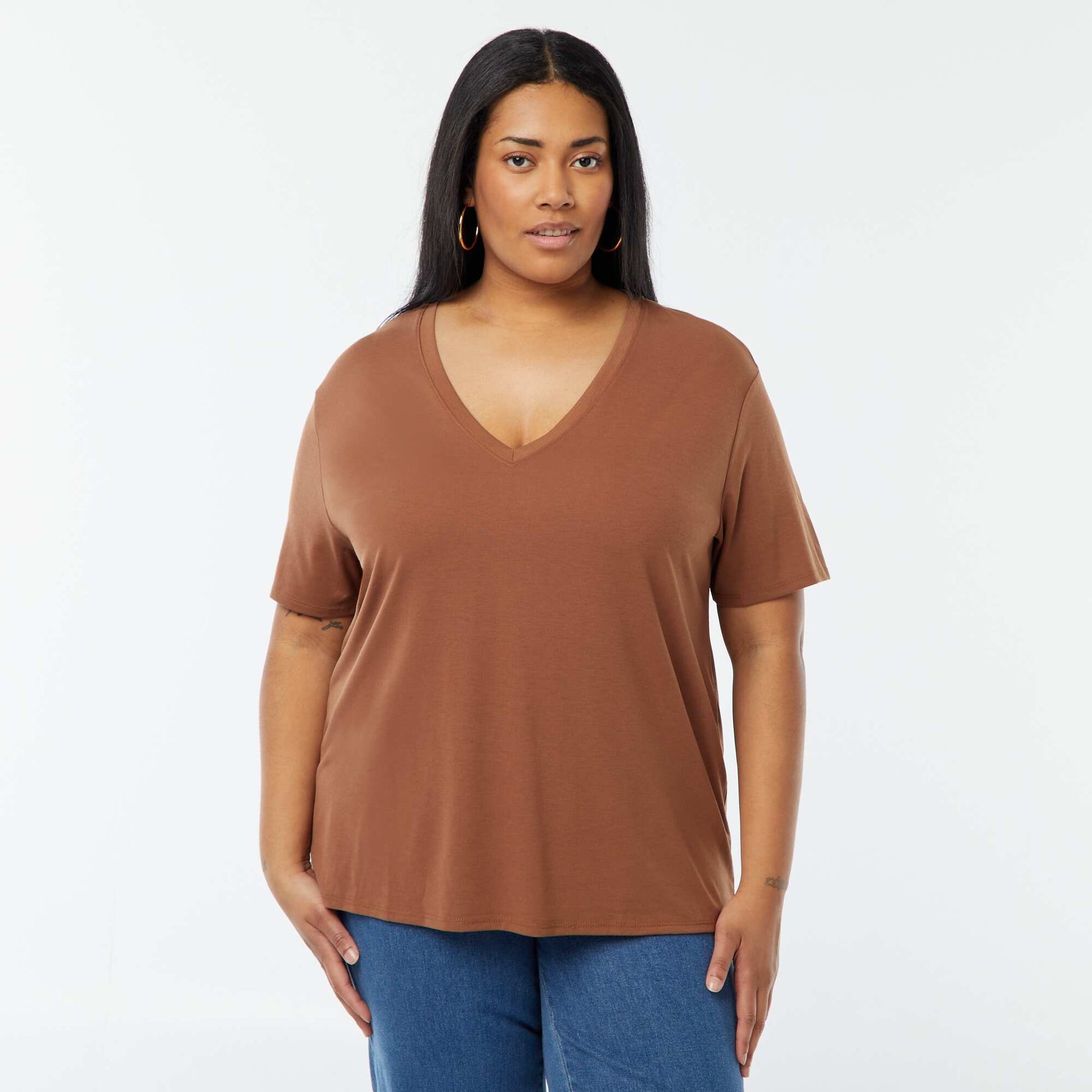 T-shirt basique uni col V MARRON