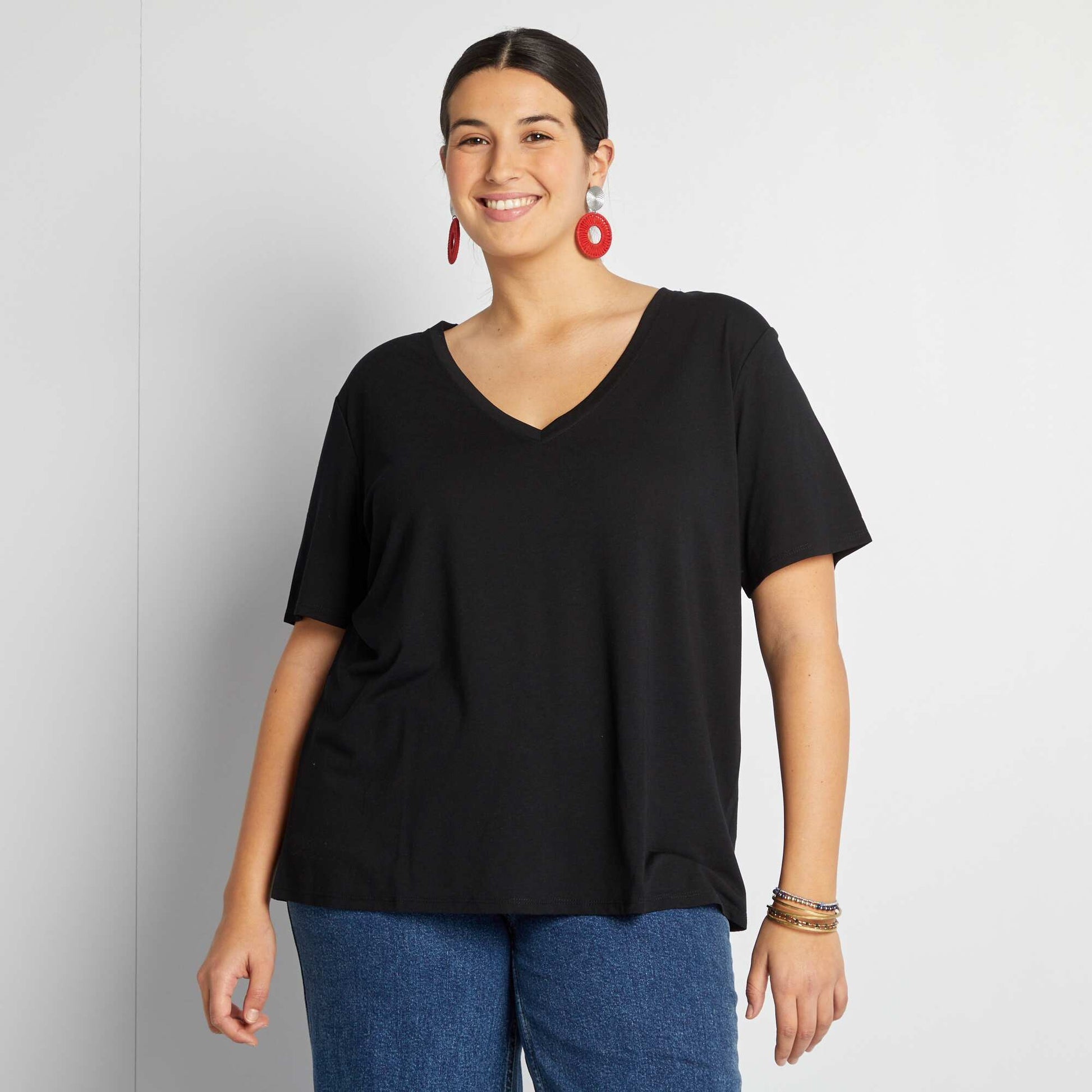 T-shirt basique uni col V NOIR
