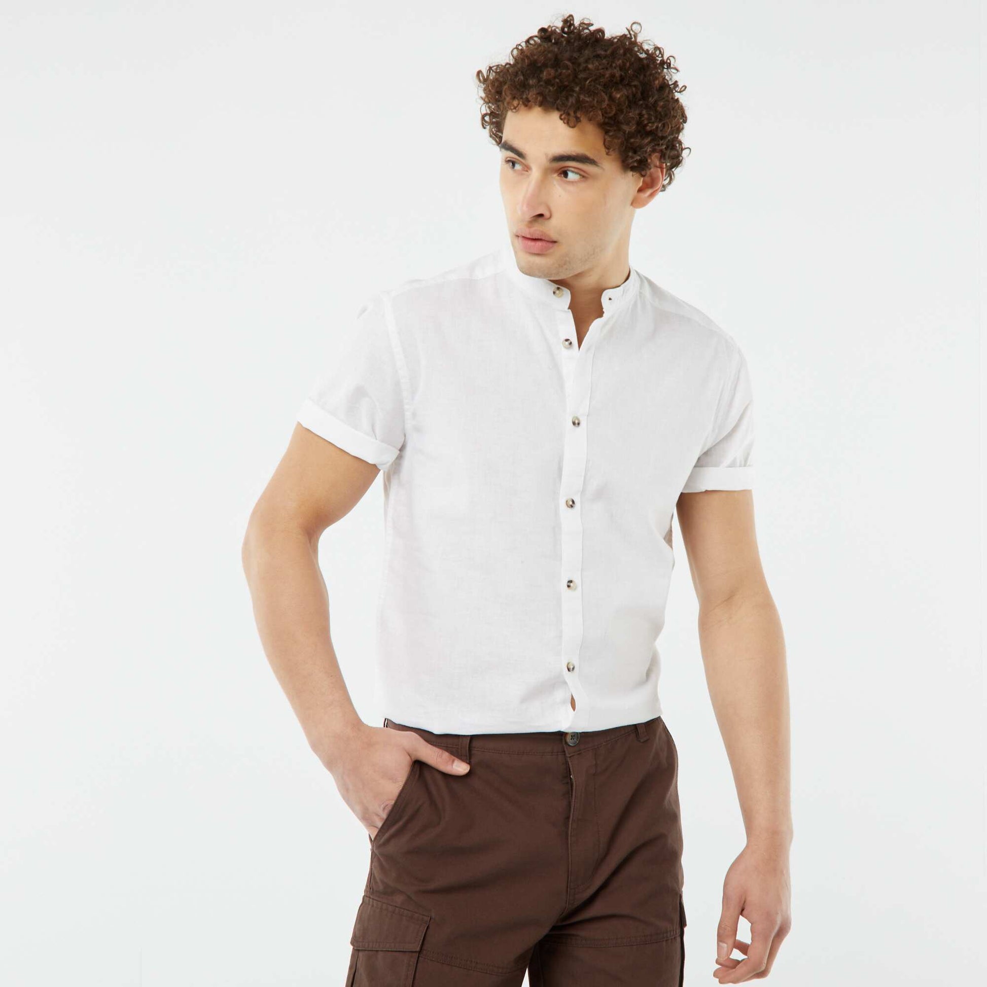 Chemise unie manches courtes col mao BLANC