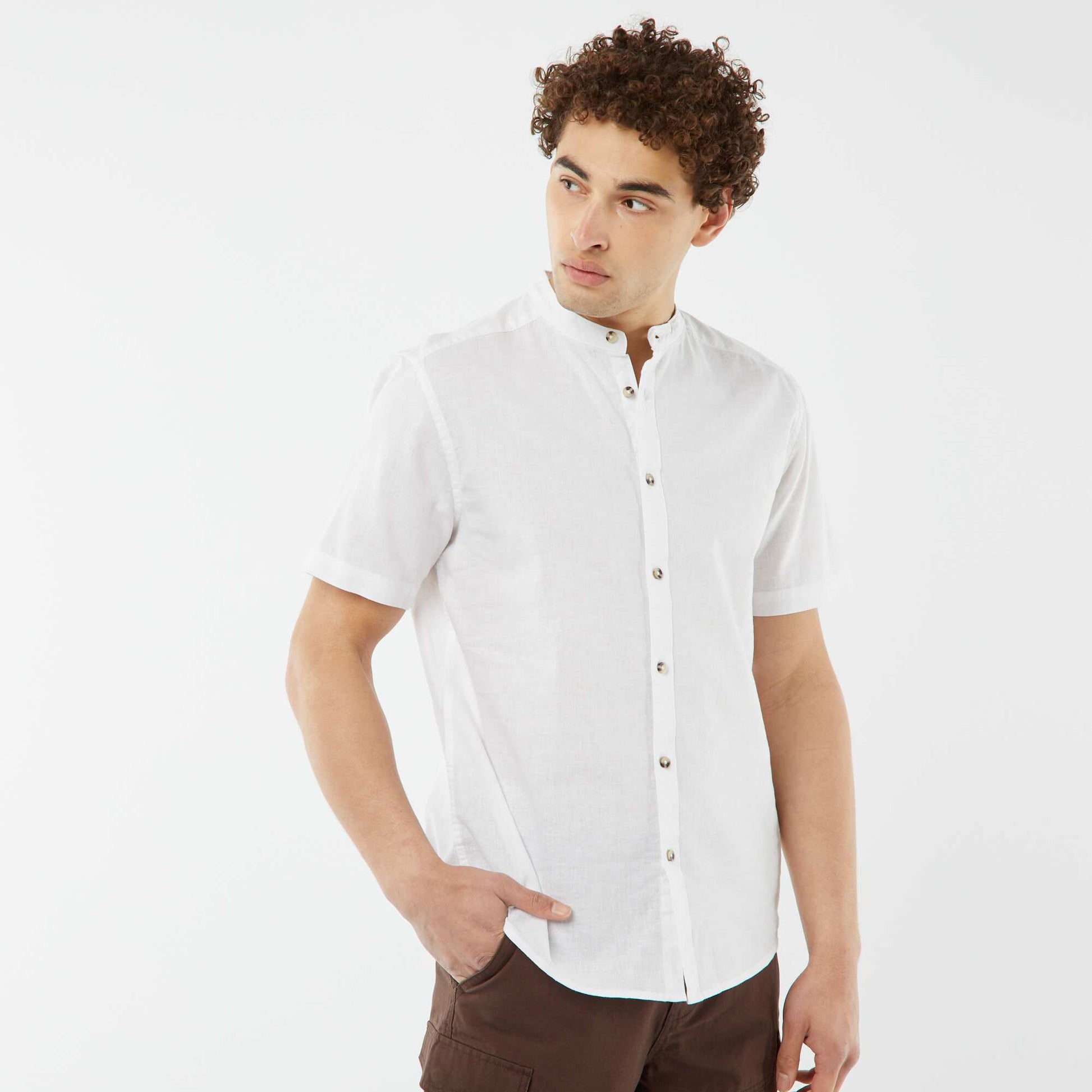 Chemise unie manches courtes col mao BLANC