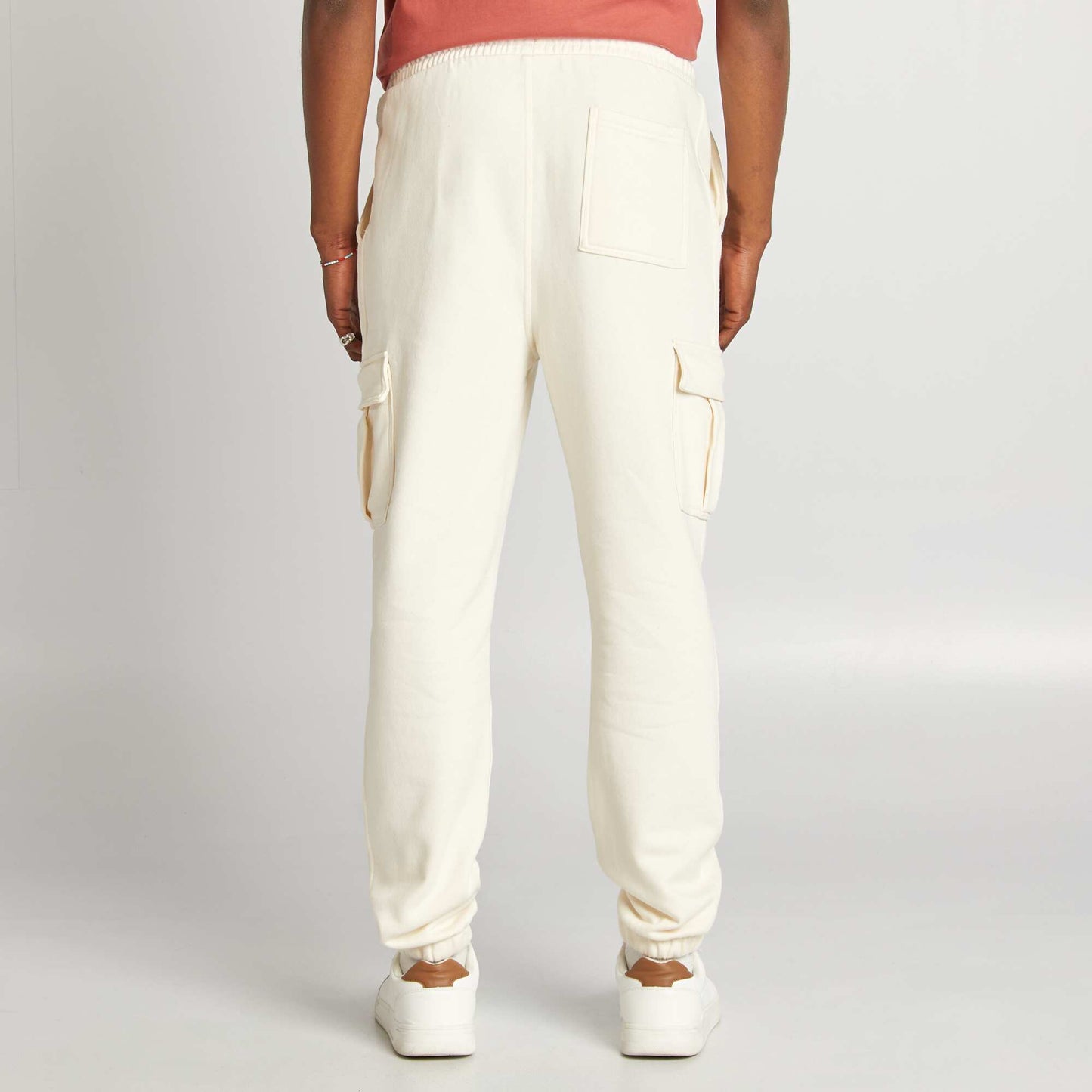 Jogging multi-poches en molleton Undyed ECRU