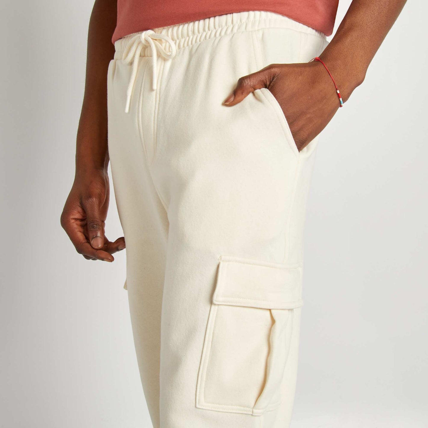 Jogging multi-poches en molleton Undyed ECRU