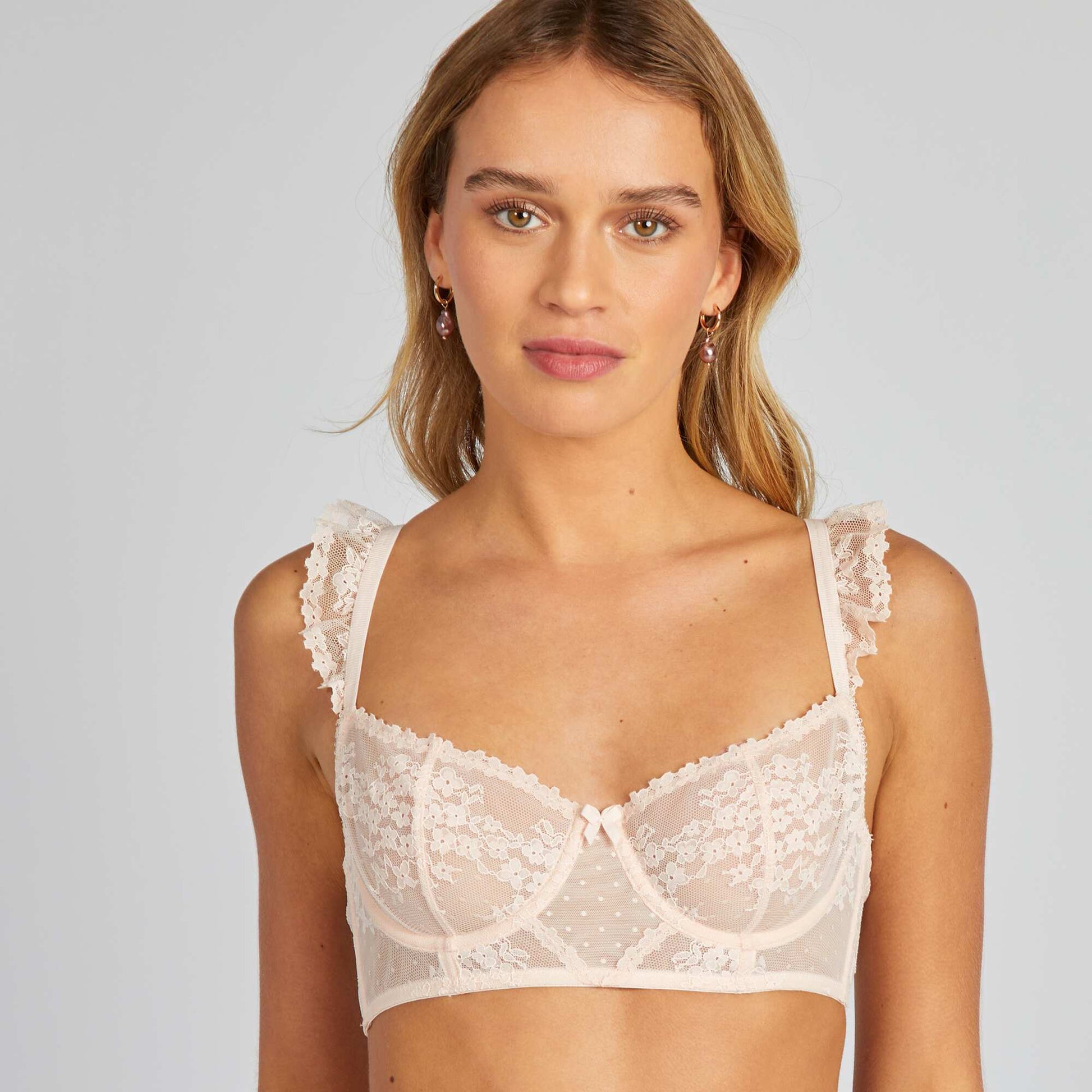 Soutien-gorge corbeille en dentelle ROSE POUDRé