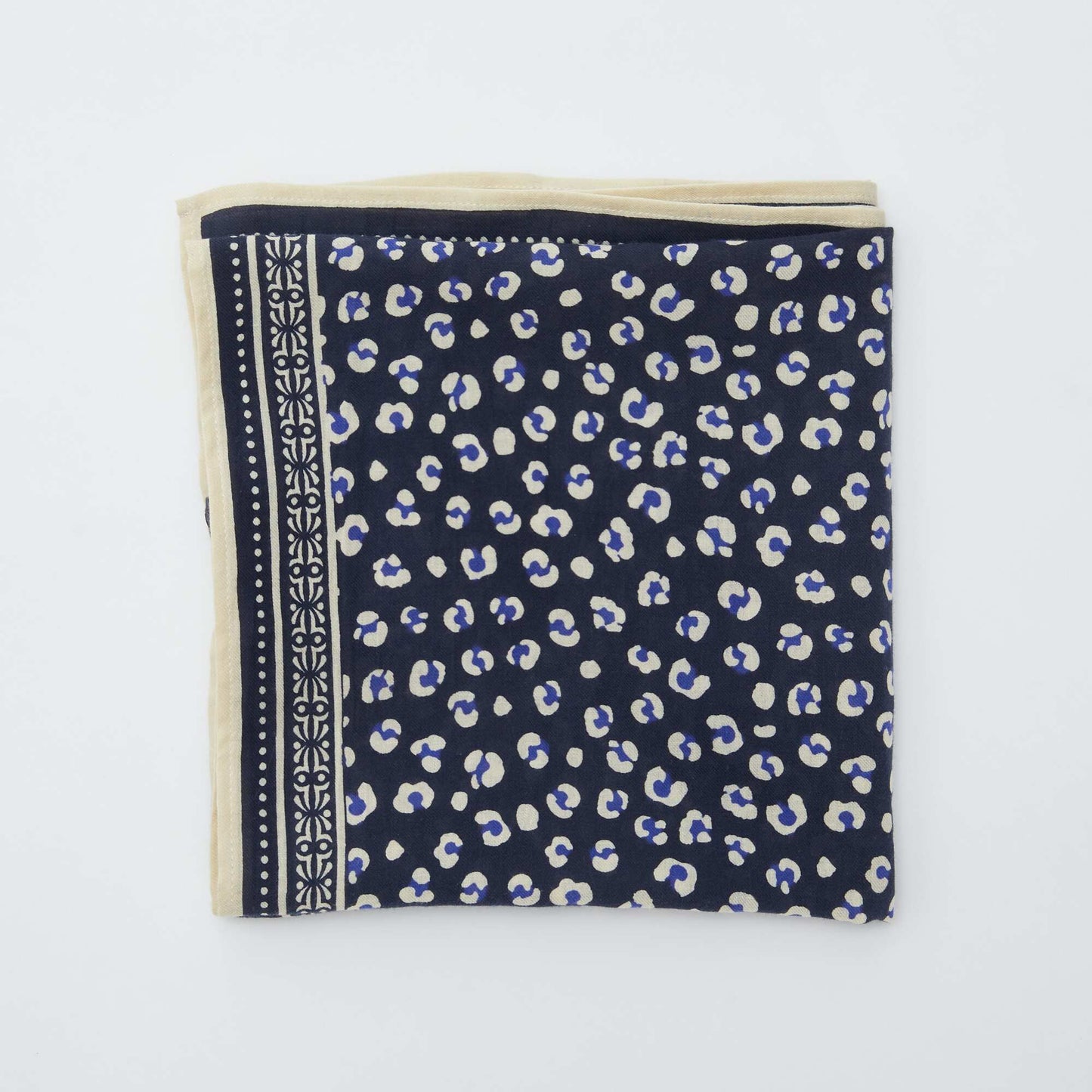 Large foulard imprimé BLEU LéOPARD