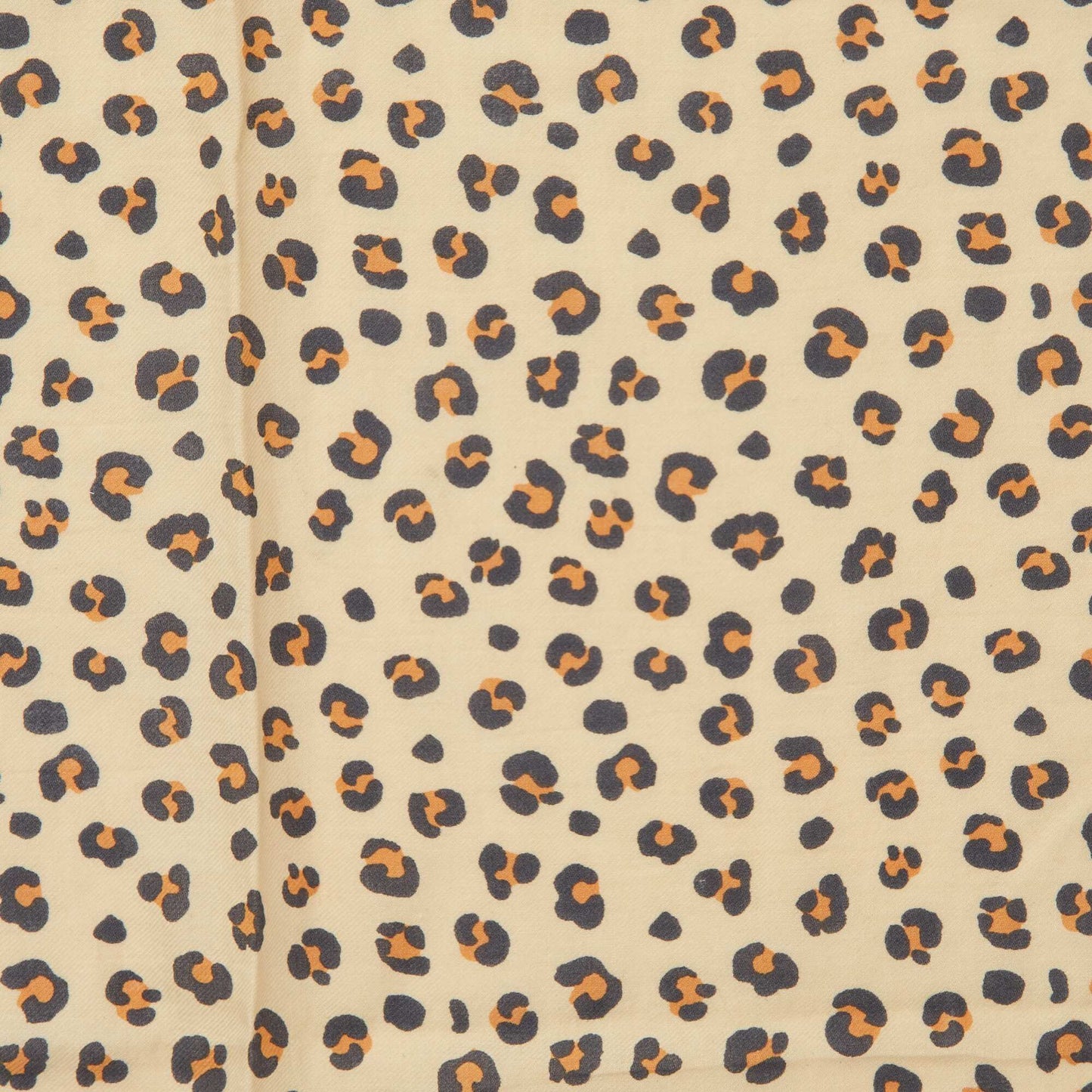 Large foulard imprimé LéOPARD
