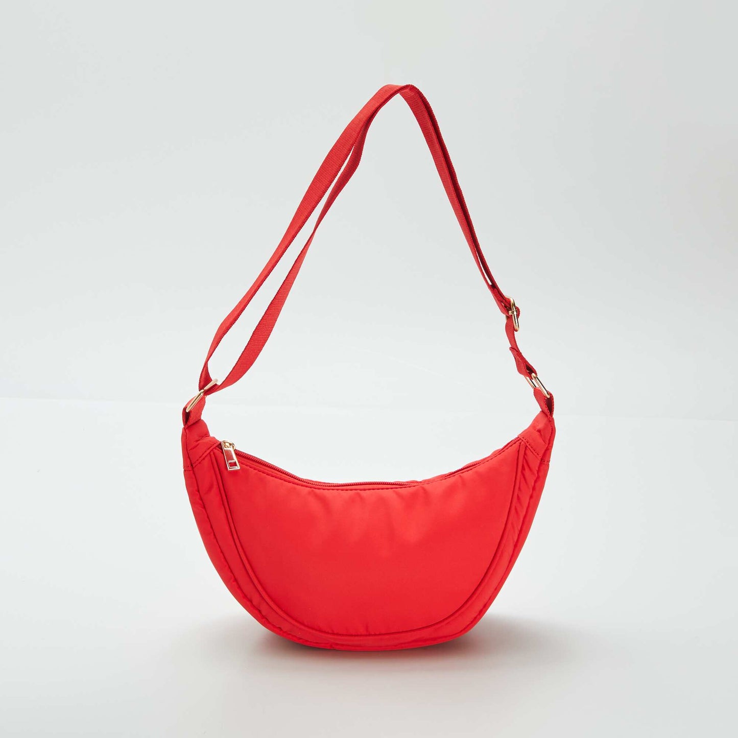 Sac demi lune en nylon ROUGE