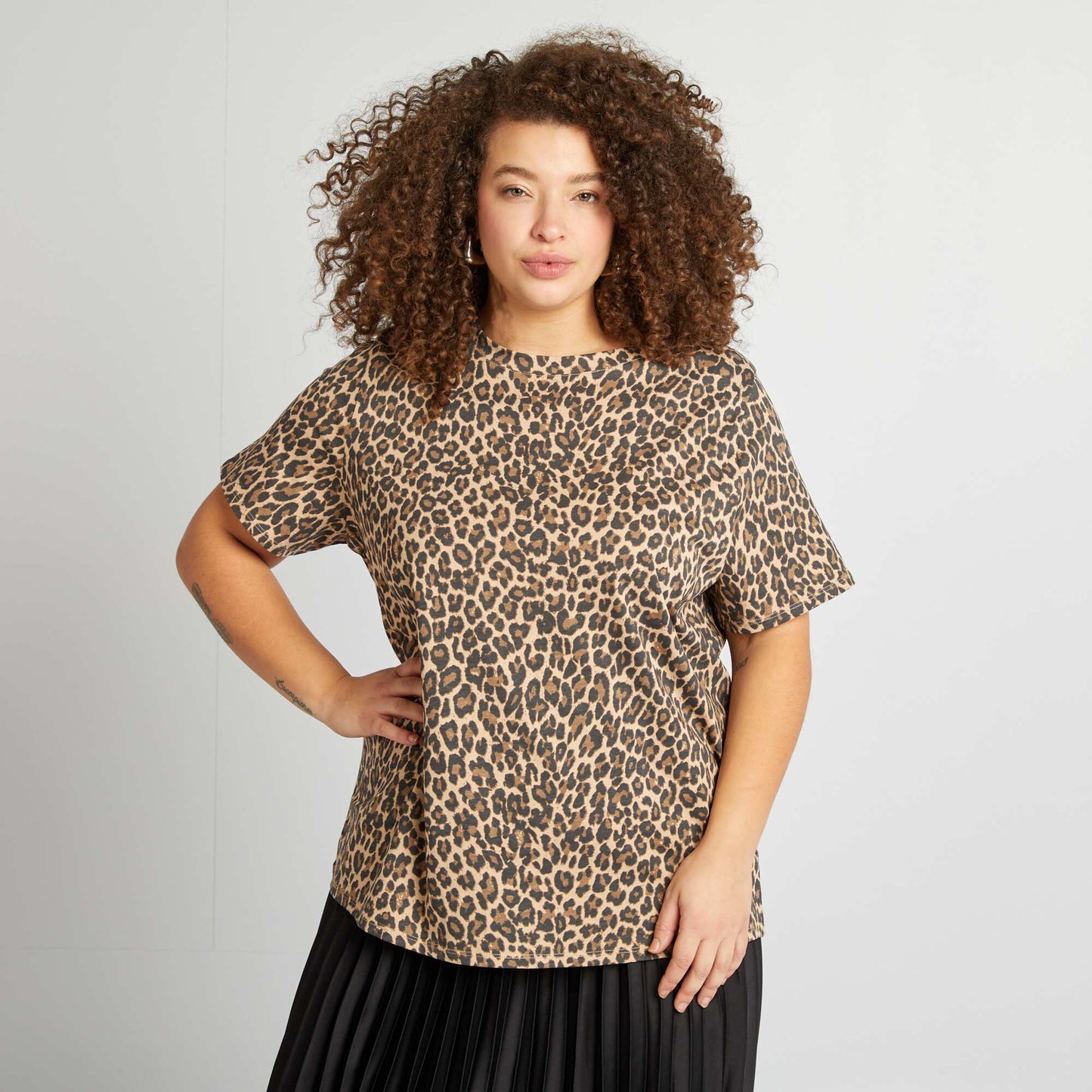 T-shirt à manches courtes avec imprimé LéOPARD