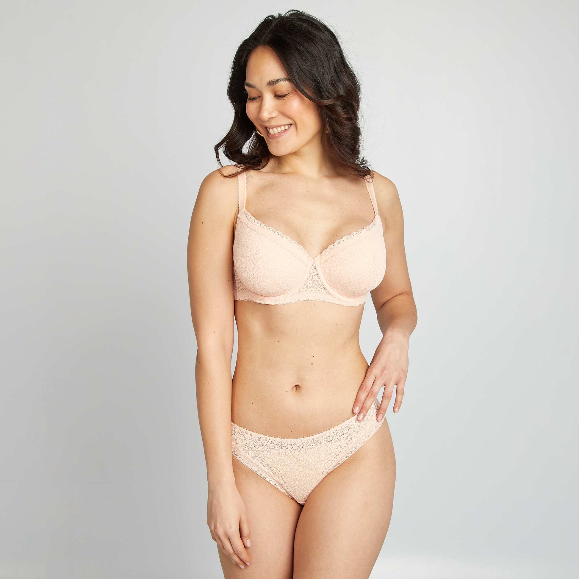 Soutien-gorge dentelle emboitant D&E ROSE