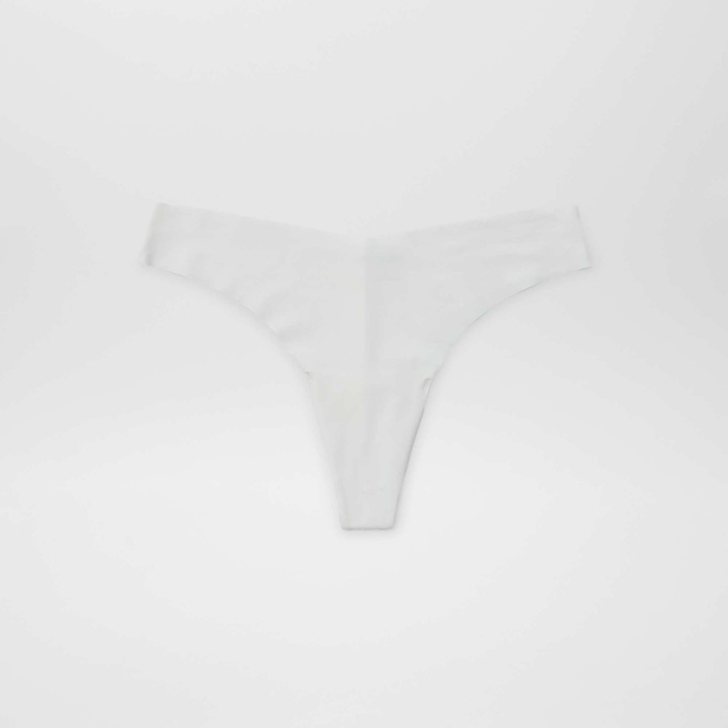 Lot de 2 tangas invisibles en microfibre BLANC