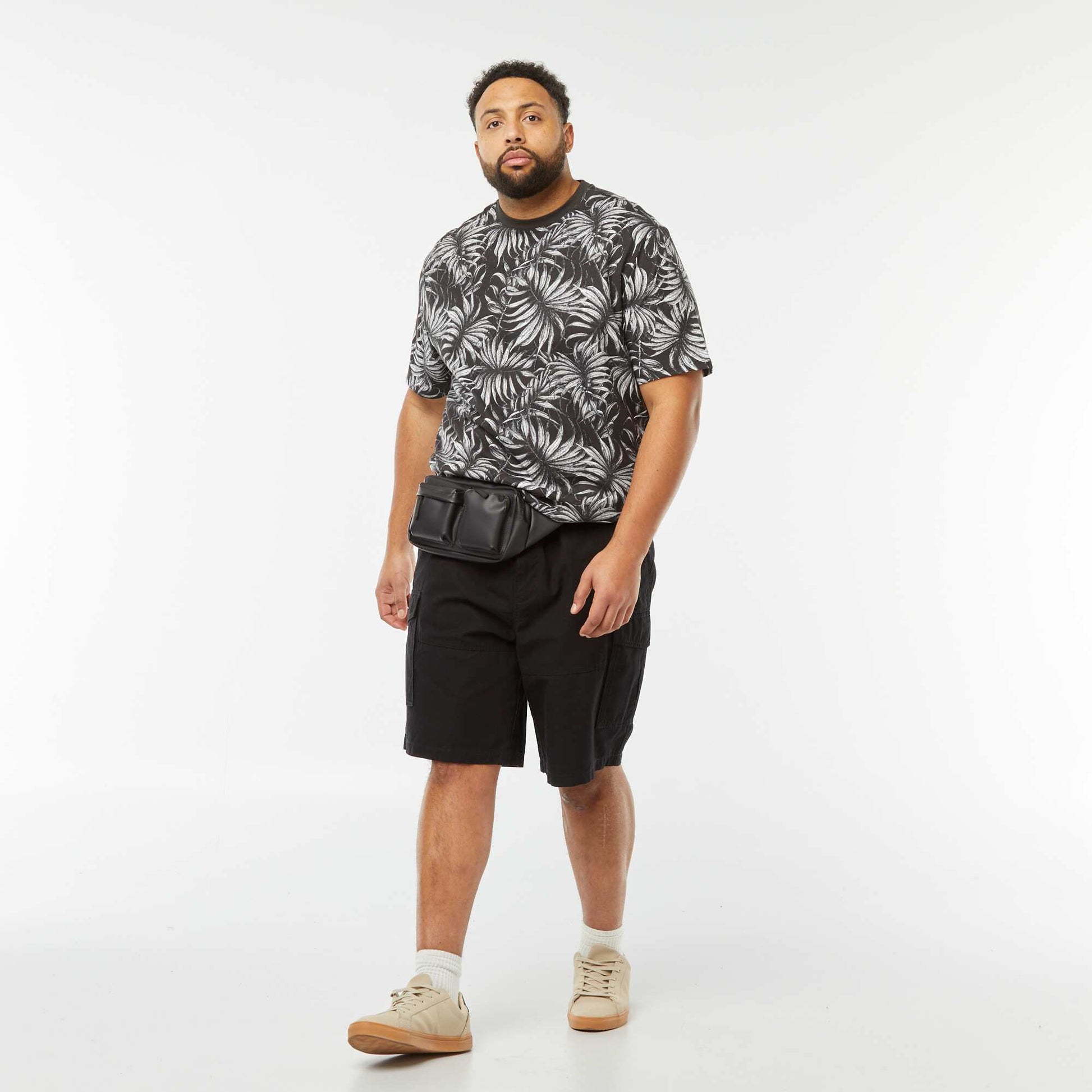 T-shirt en maille jersey imprimé avec manches courtes NOIR