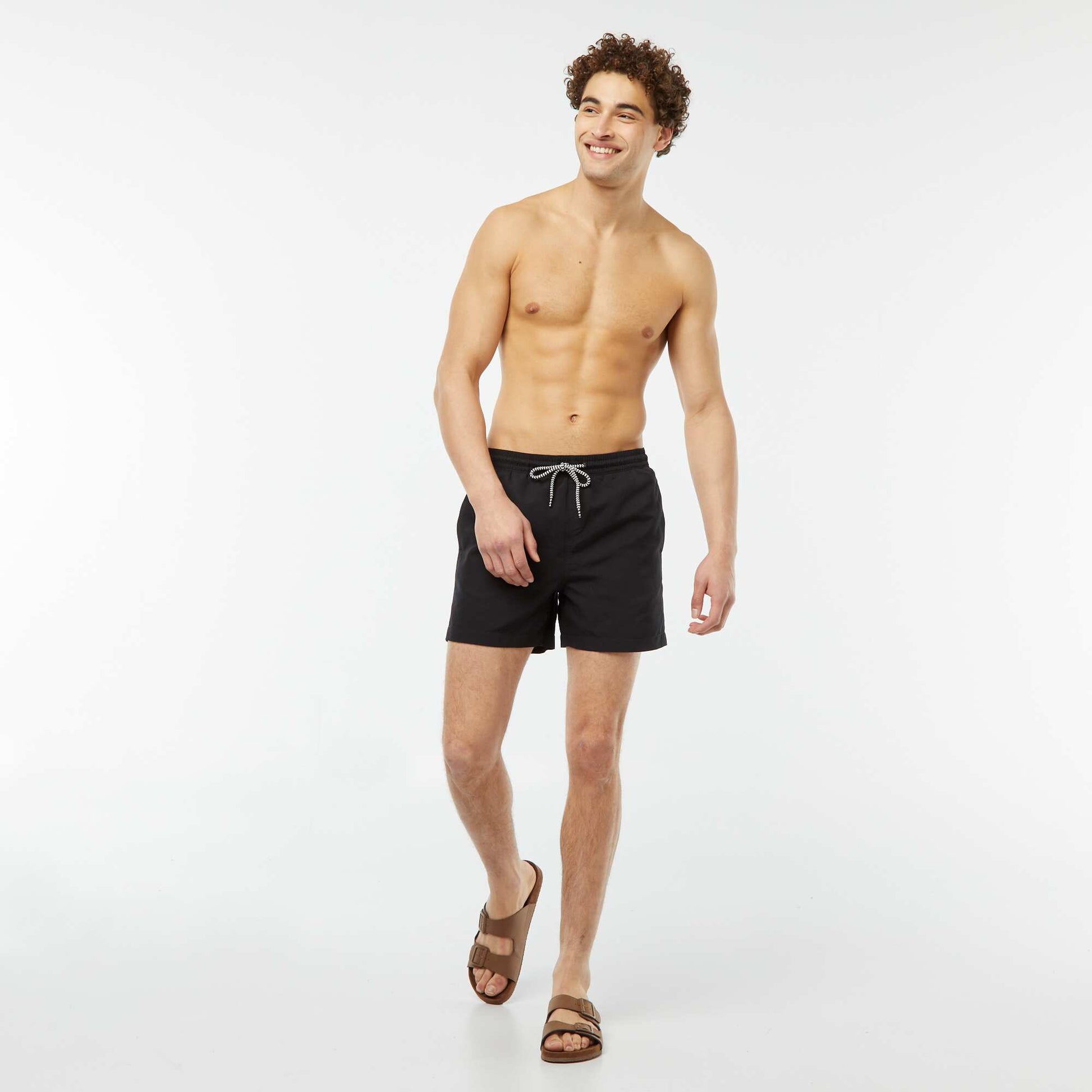 Short de bain uni avec cordons NOIR