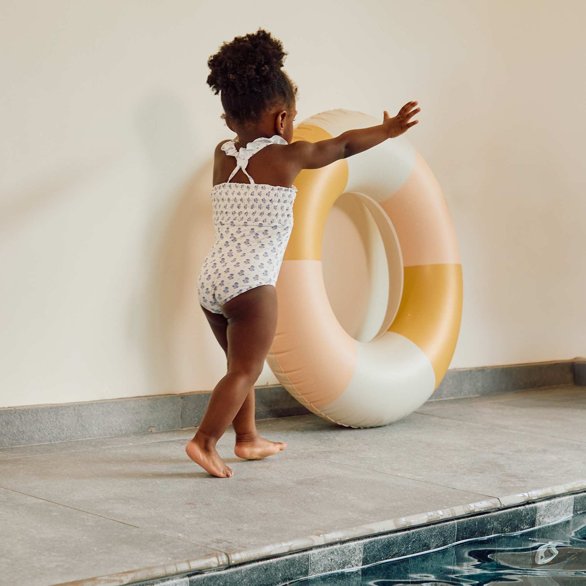 Maillot de bain à imprimé avec volants - 1 pièce BLANC
