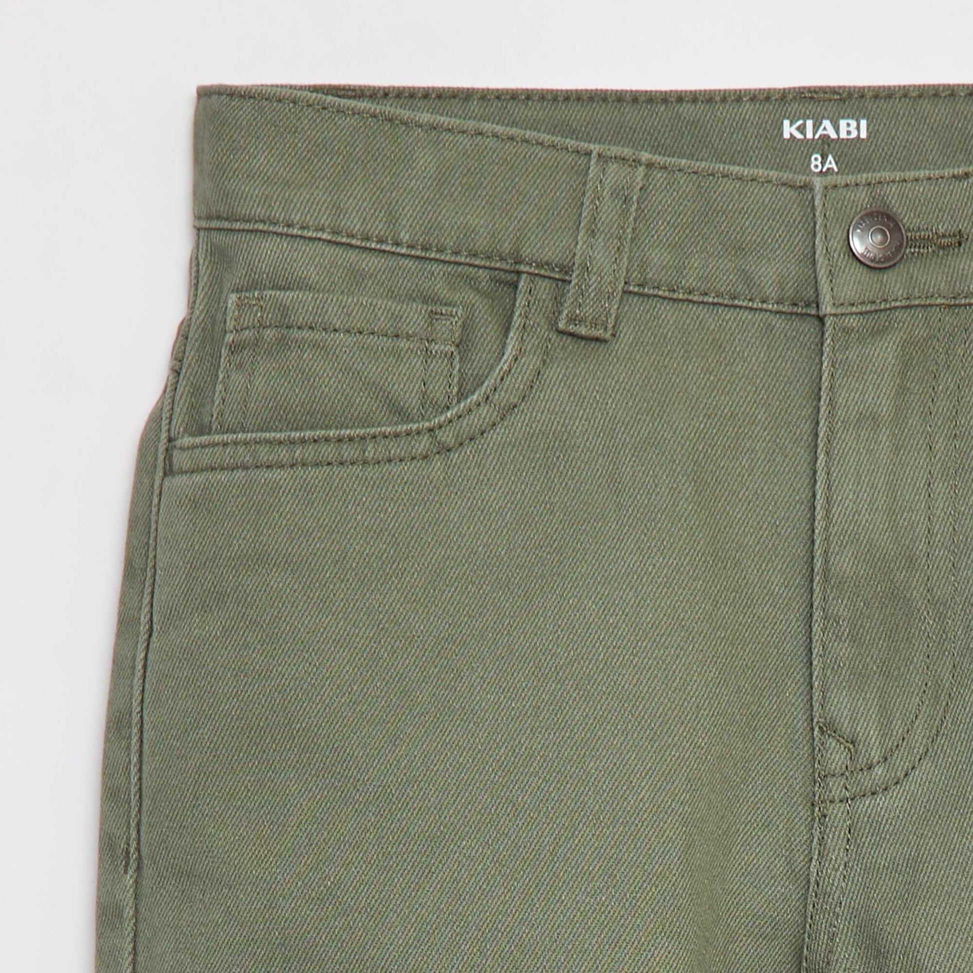 Bermuda en twill coupe loose VERT