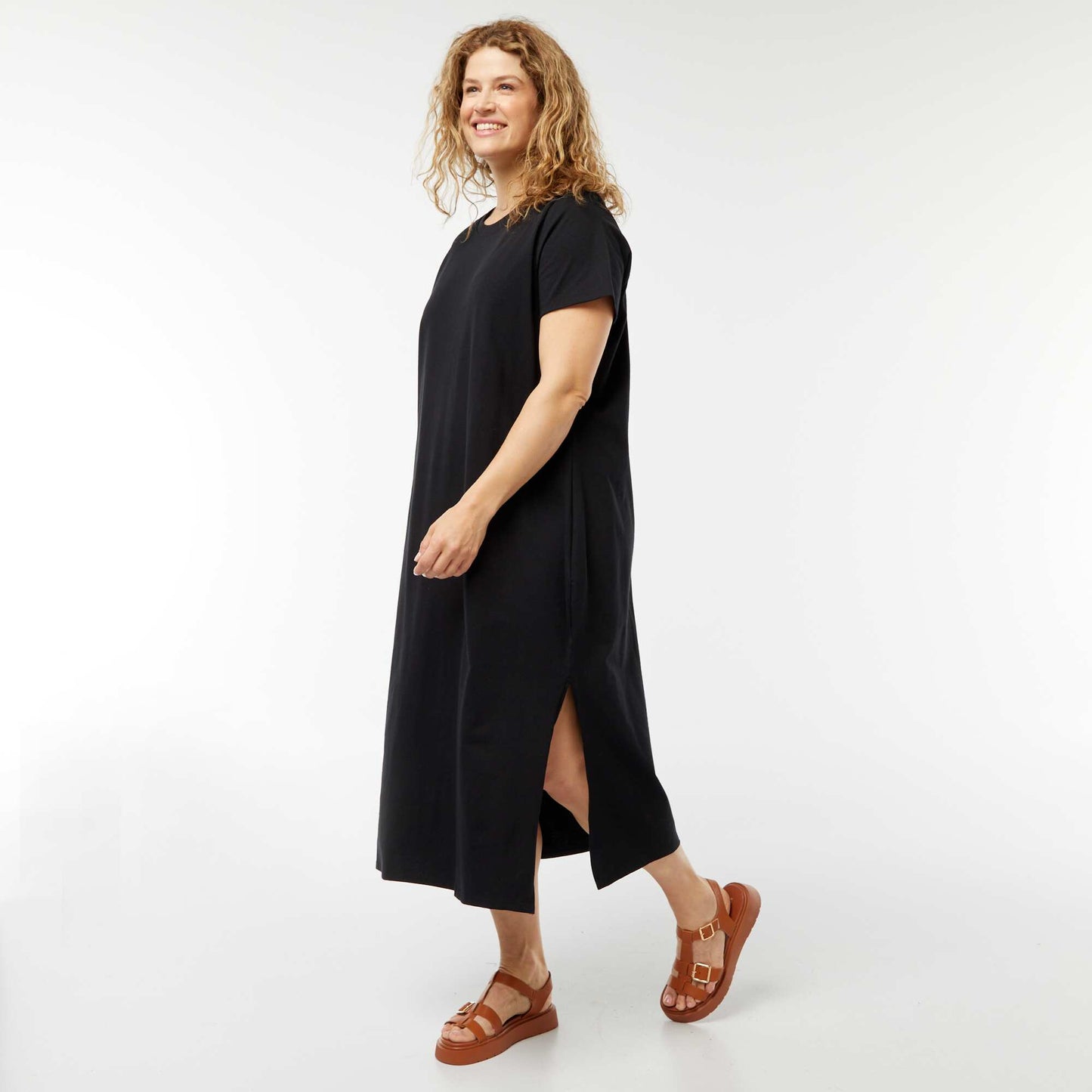 Robe t-shirt longue à manches courtes unie NOIR