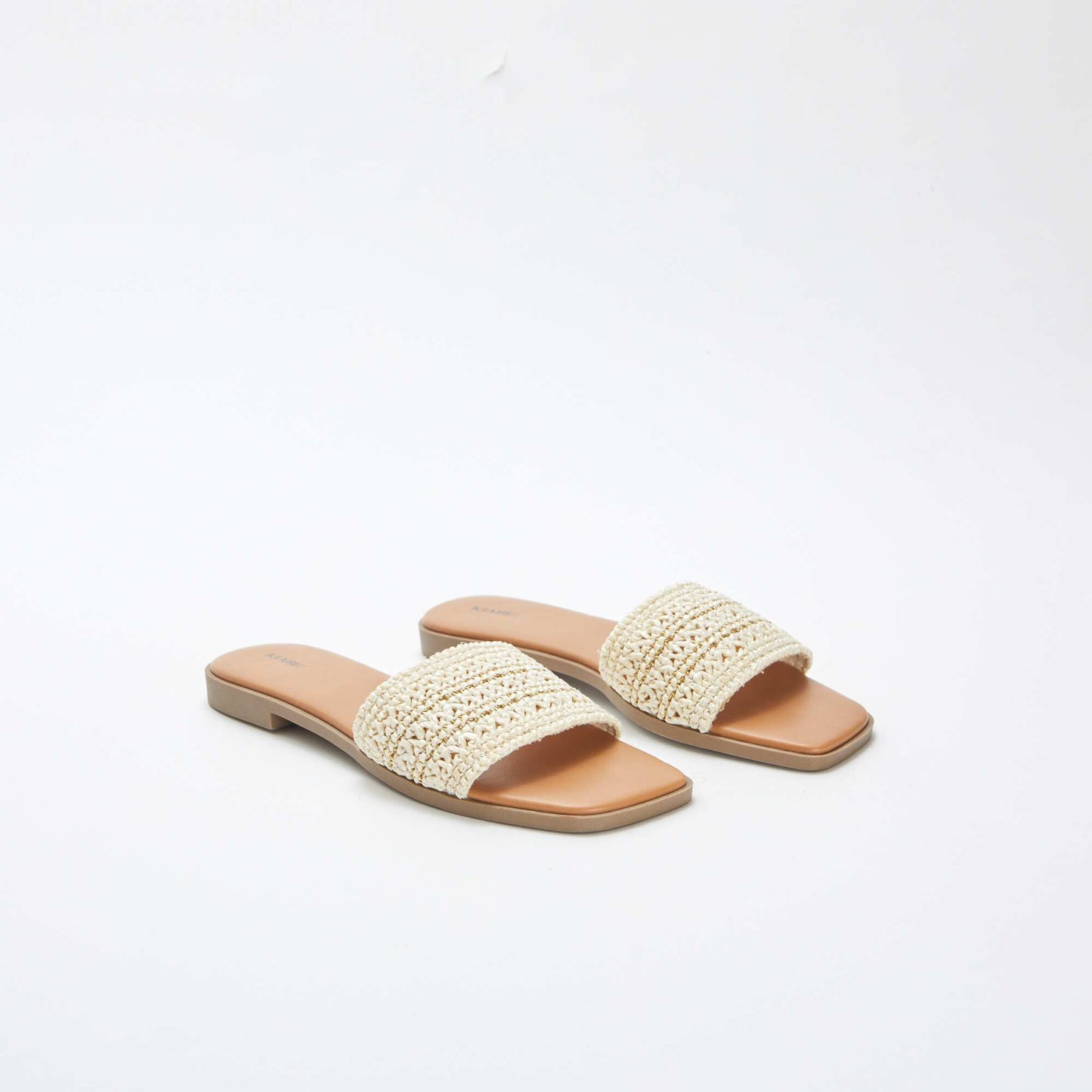 Mules plates avec brides type paille avec fils dorés et pailletés BEIGE