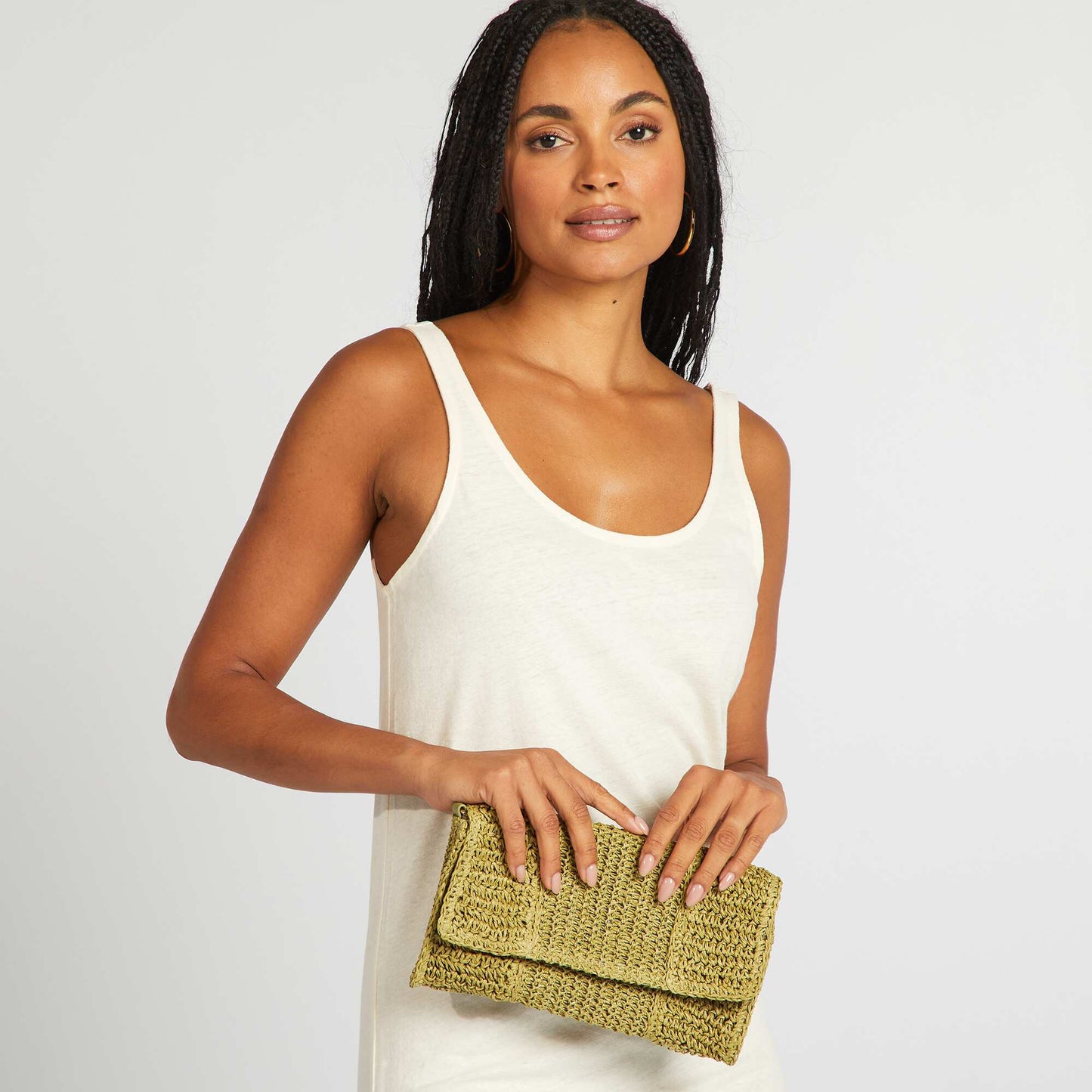 Pochette en raphia avec bandoulière KAKI