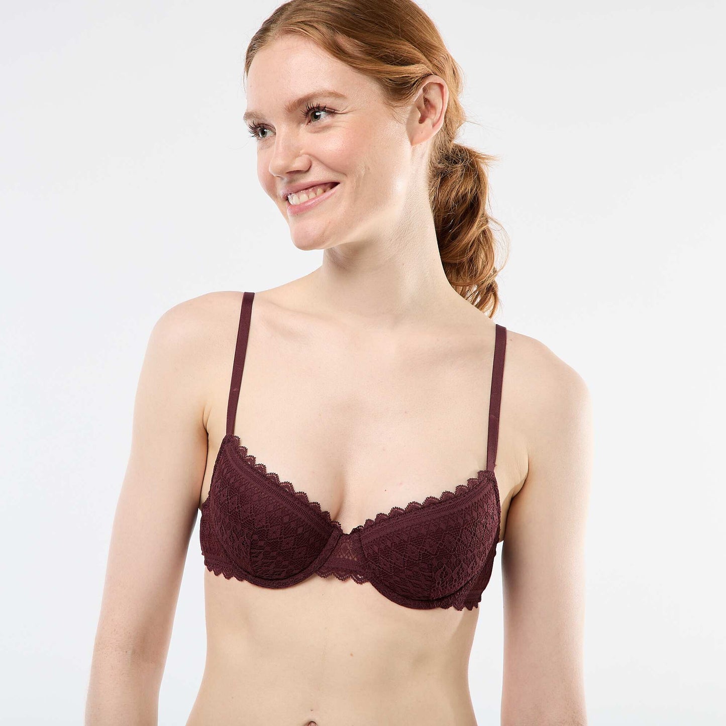 Soutien-gorge corbeille en dentelle MARRON