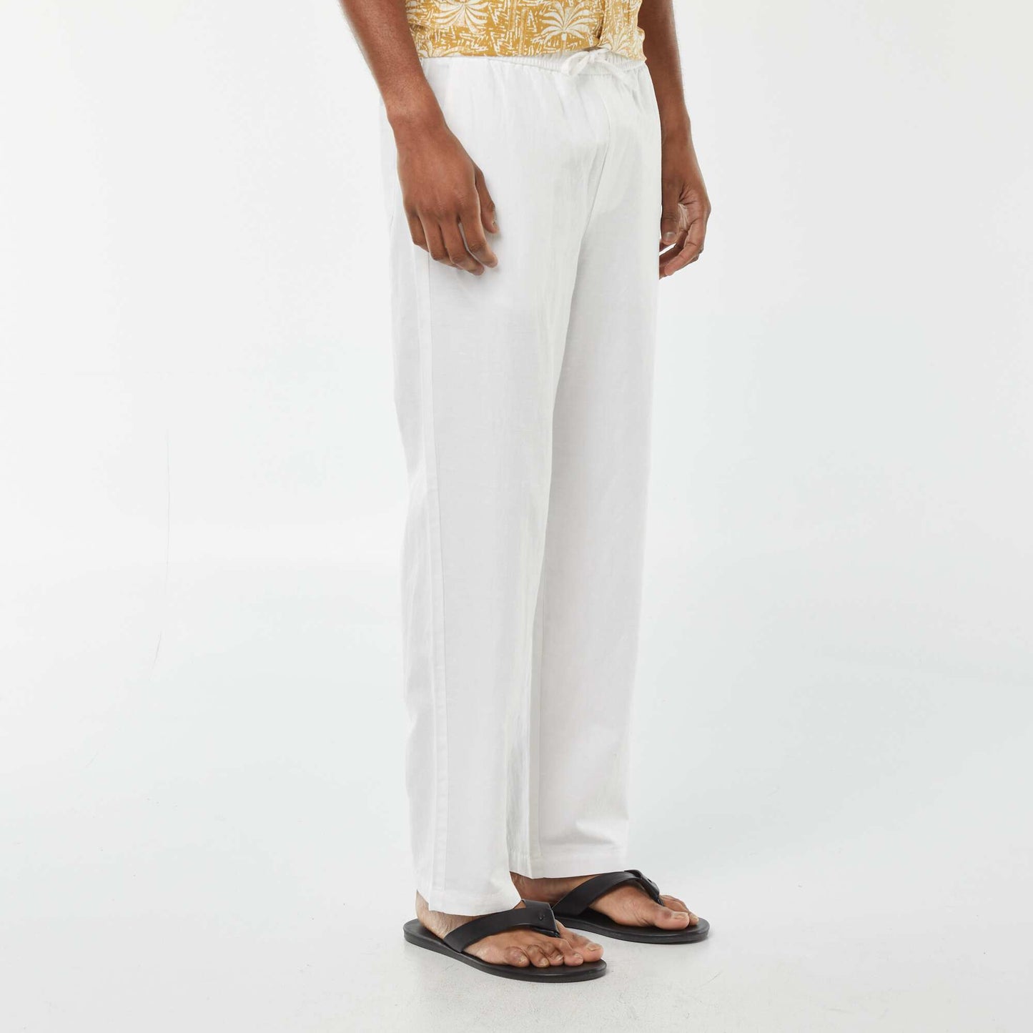 Pantalon avec taille élastiquée et liens à nouer BLANC