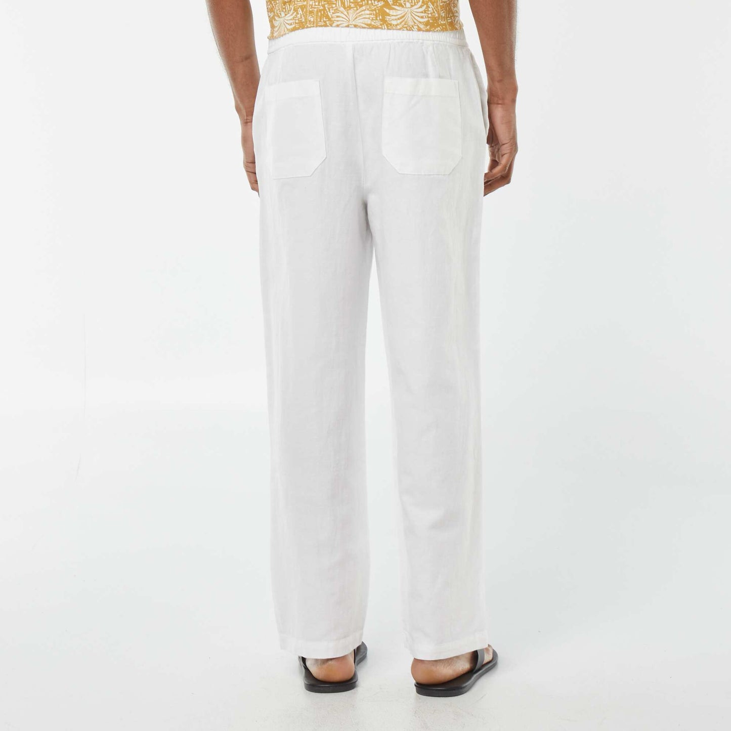 Pantalon avec taille élastiquée et liens à nouer BLANC