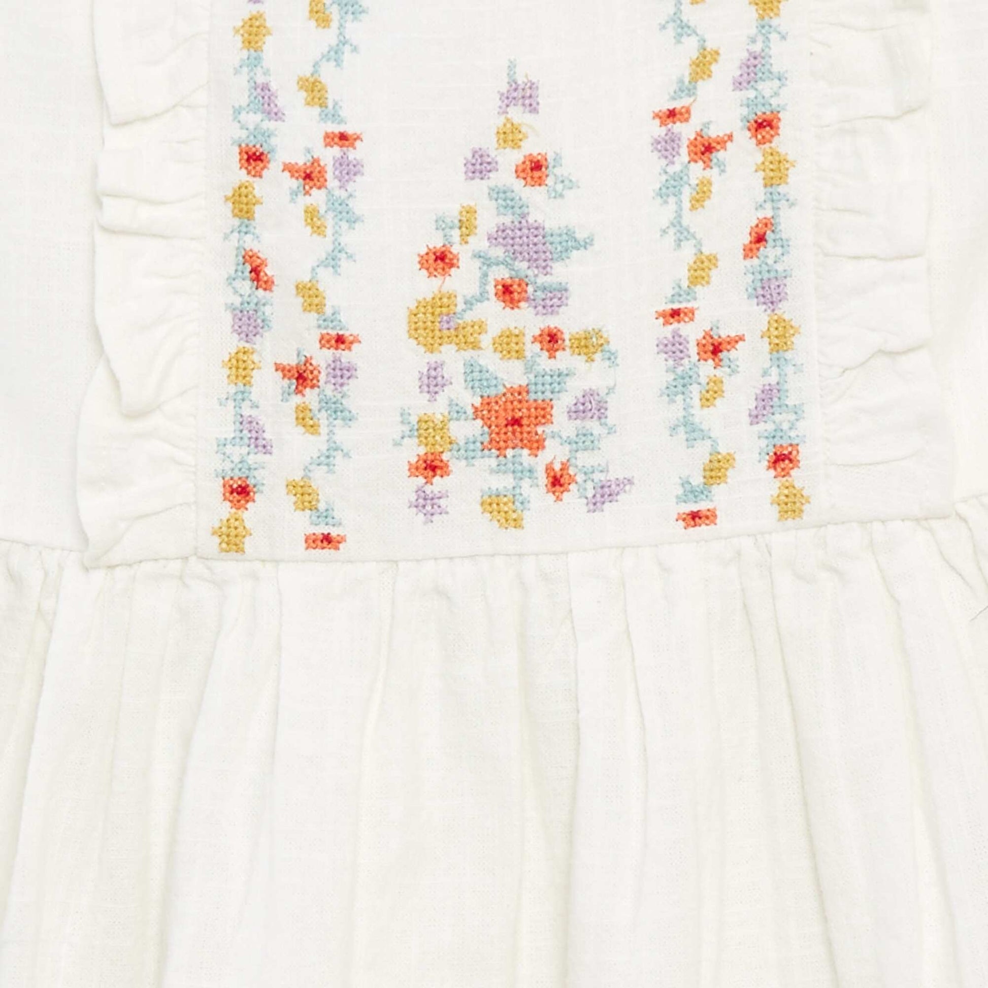 Robe en chaine et trame avec broderies BLANC