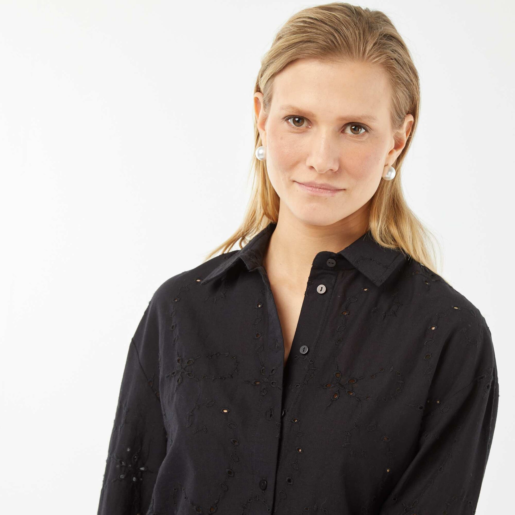 Chemise avec broderies anglaises NOIR