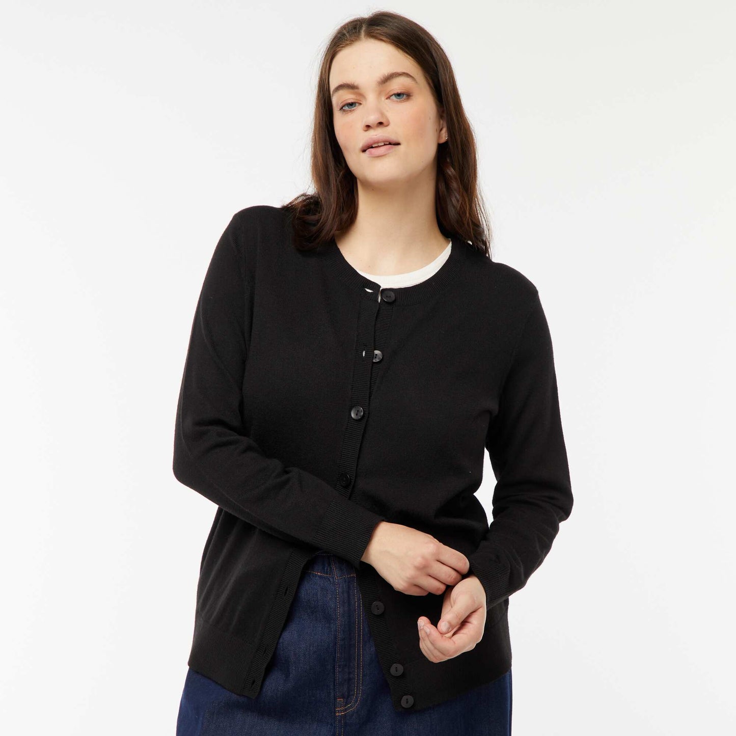 Gilet en maille fine jauge avec ouverture boutonnée NOIR