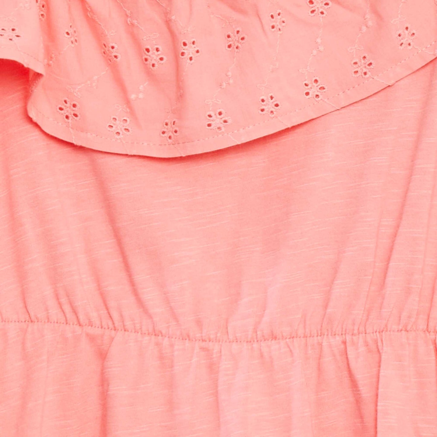 Robe avec épaule dénudée et broderies anglaises ROSE