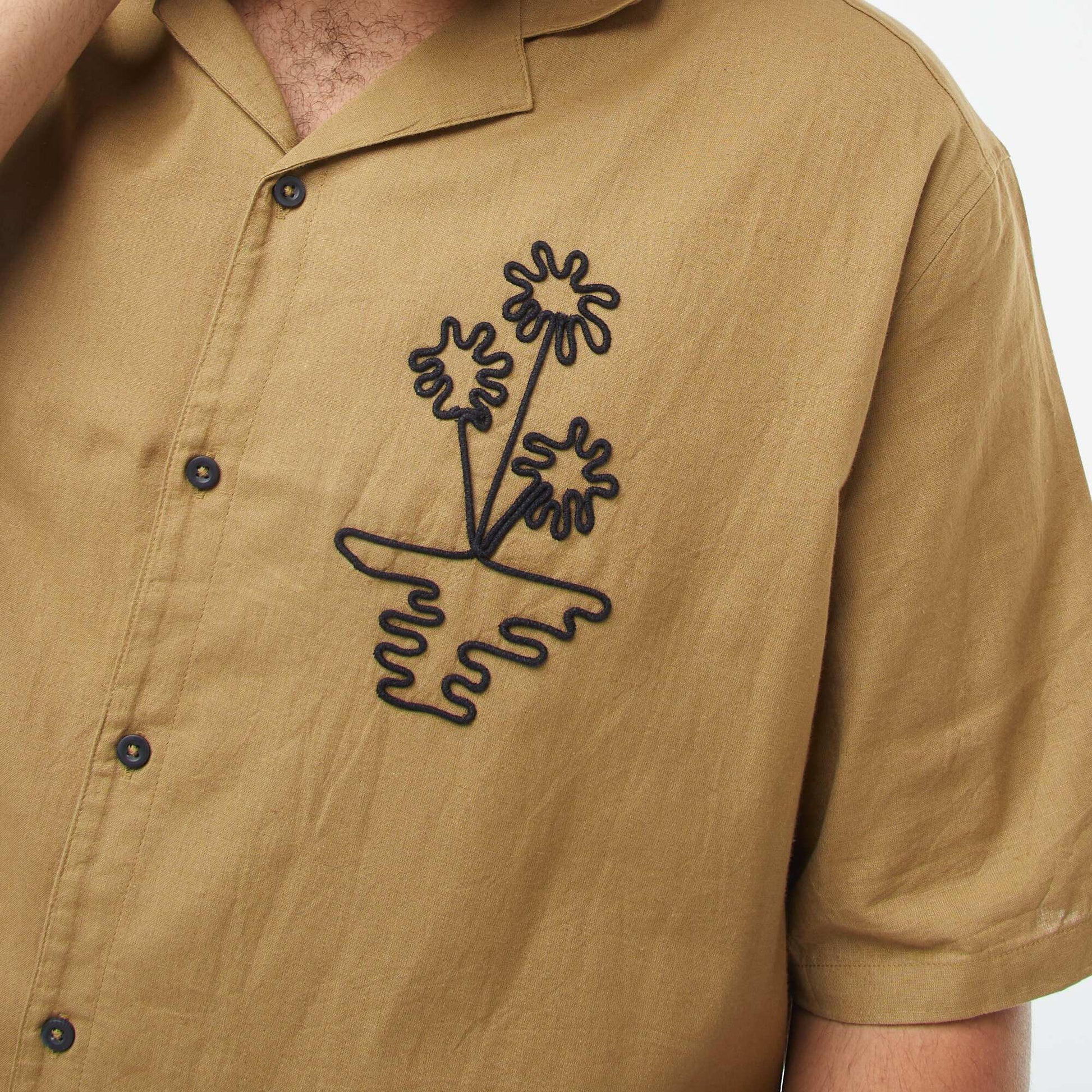 Chemise manches courtes avec broderies fantaisies devant KAKI