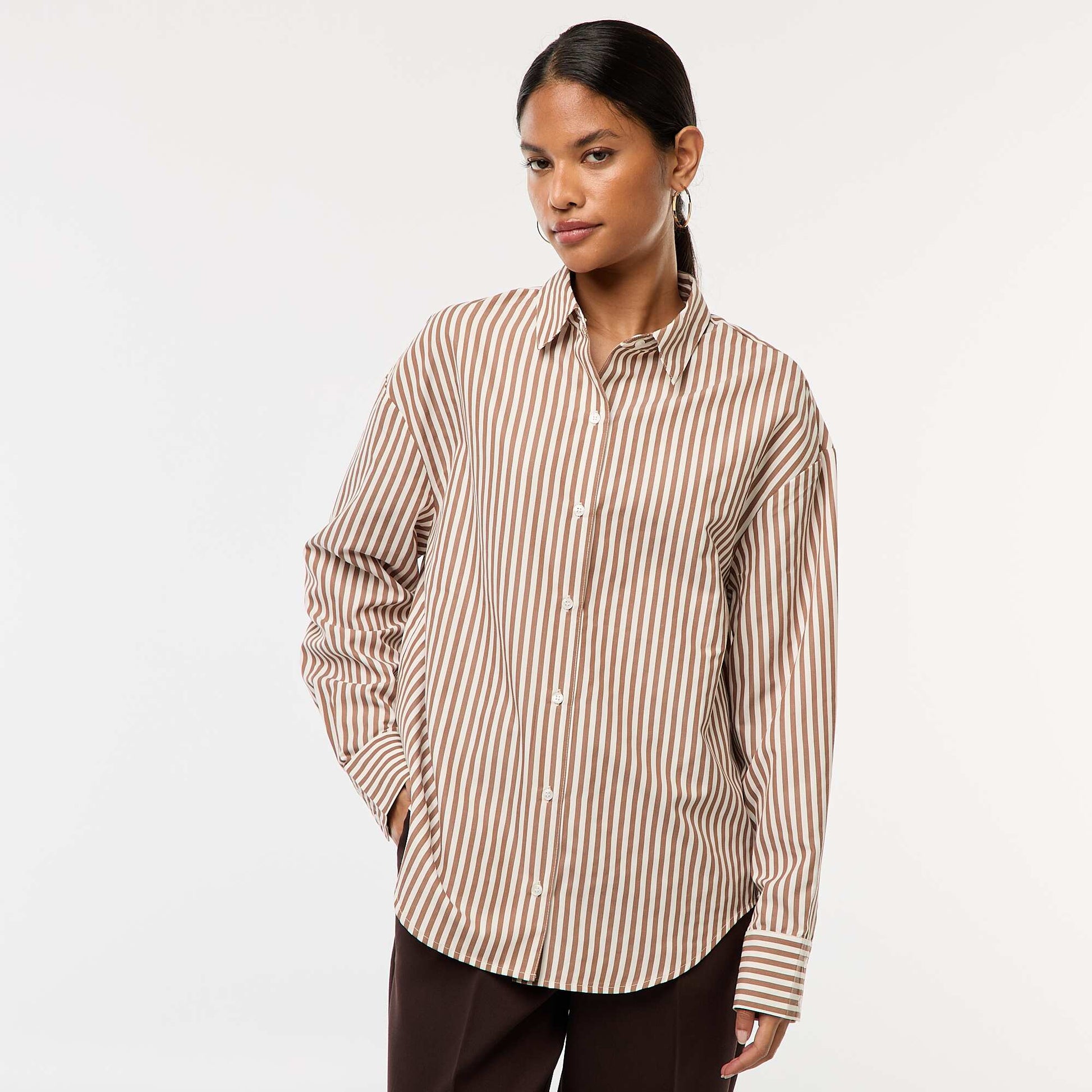 Chemise en popeline rayée MARRON