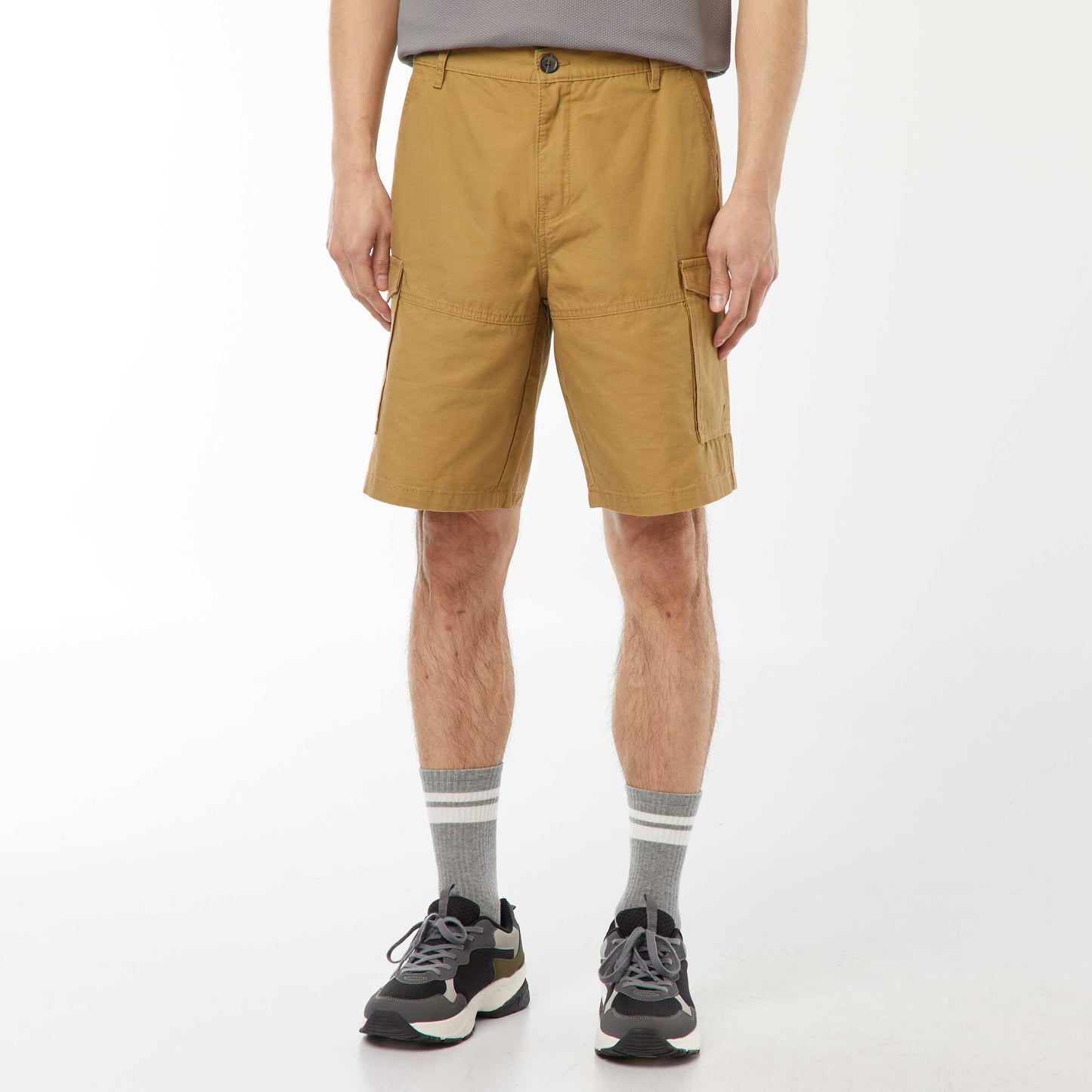 Bermuda chino en twill uni multipoches VERT