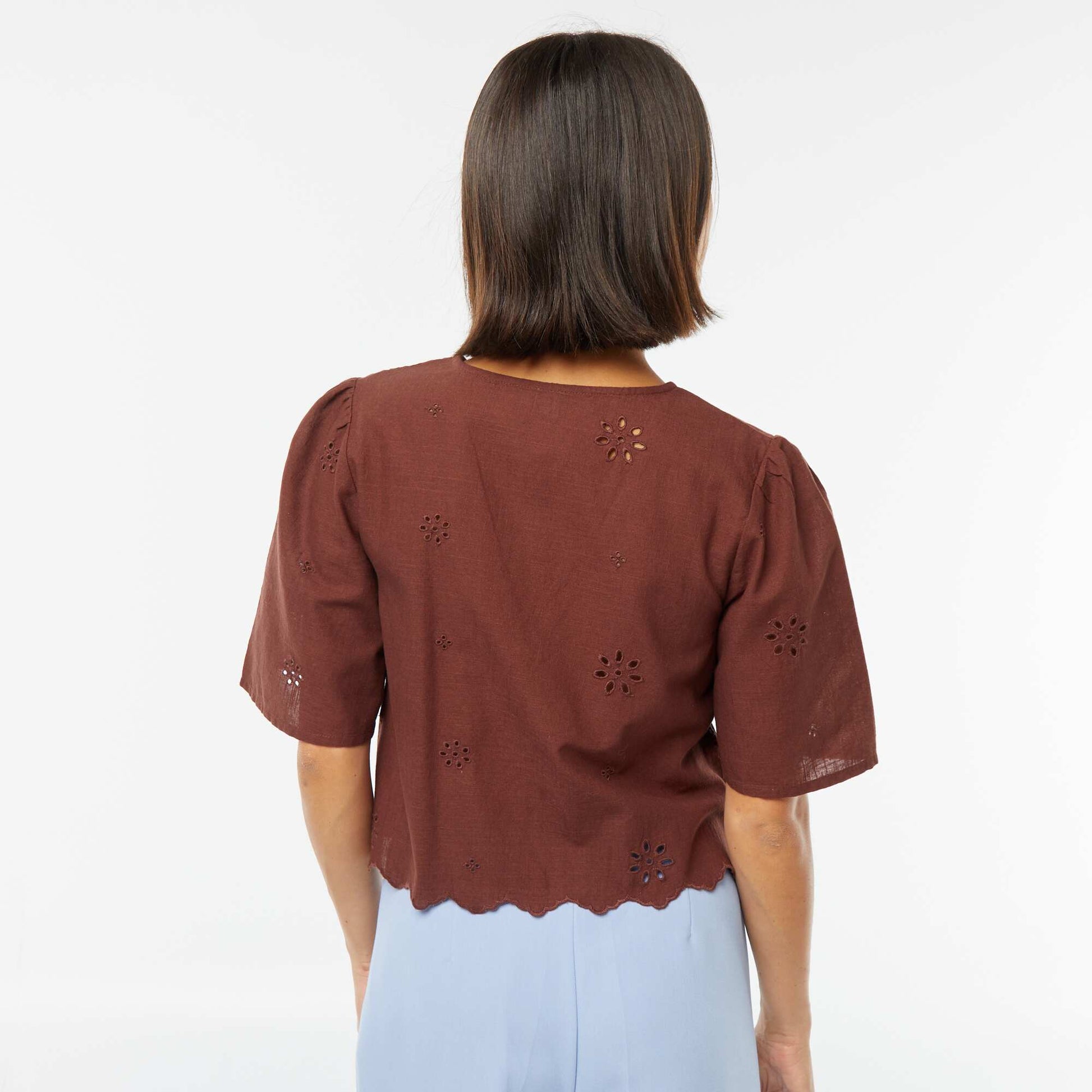 Blouse  avec liens et manches 3/4 MARRON