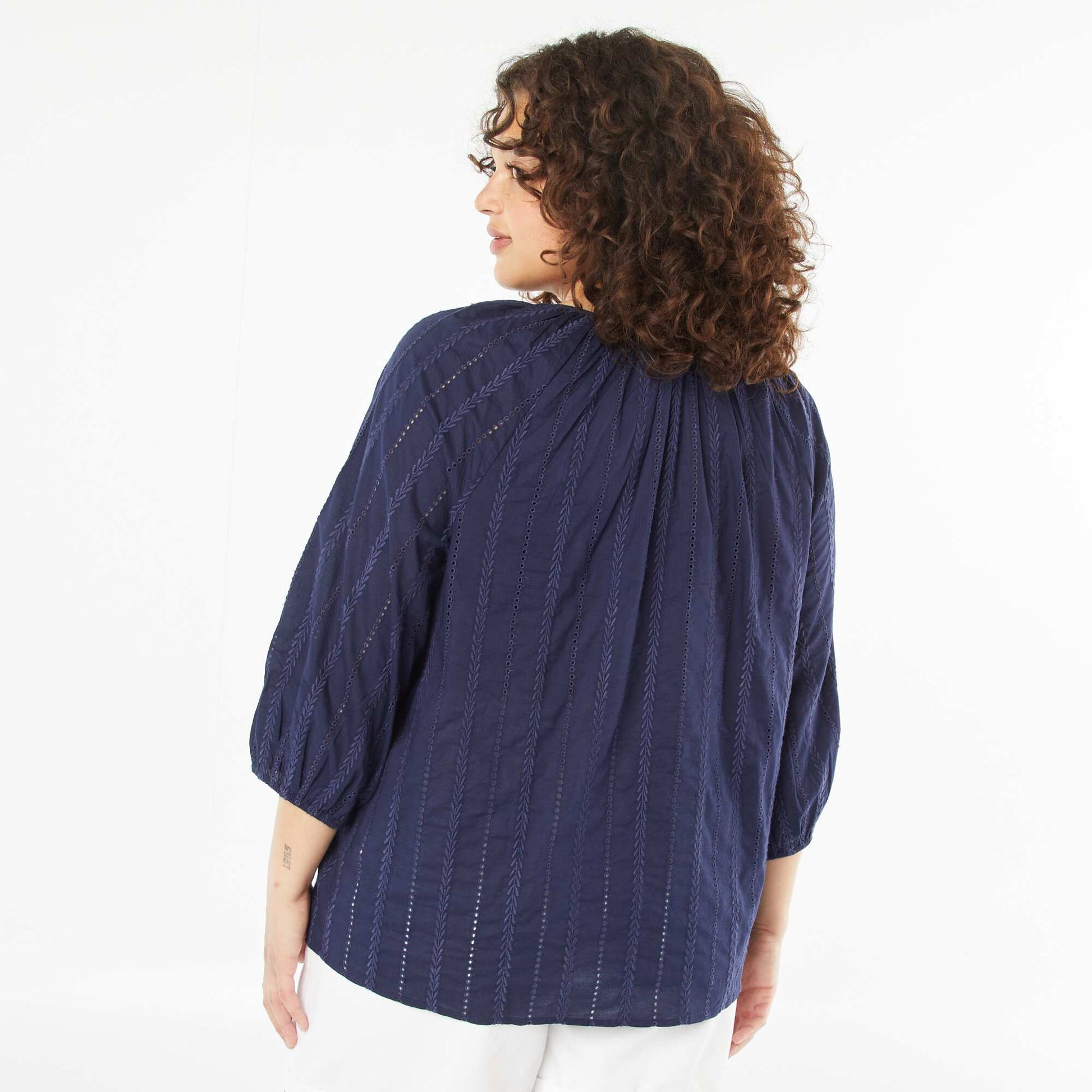 Blouse brodée avec manches 3/4 BLEU