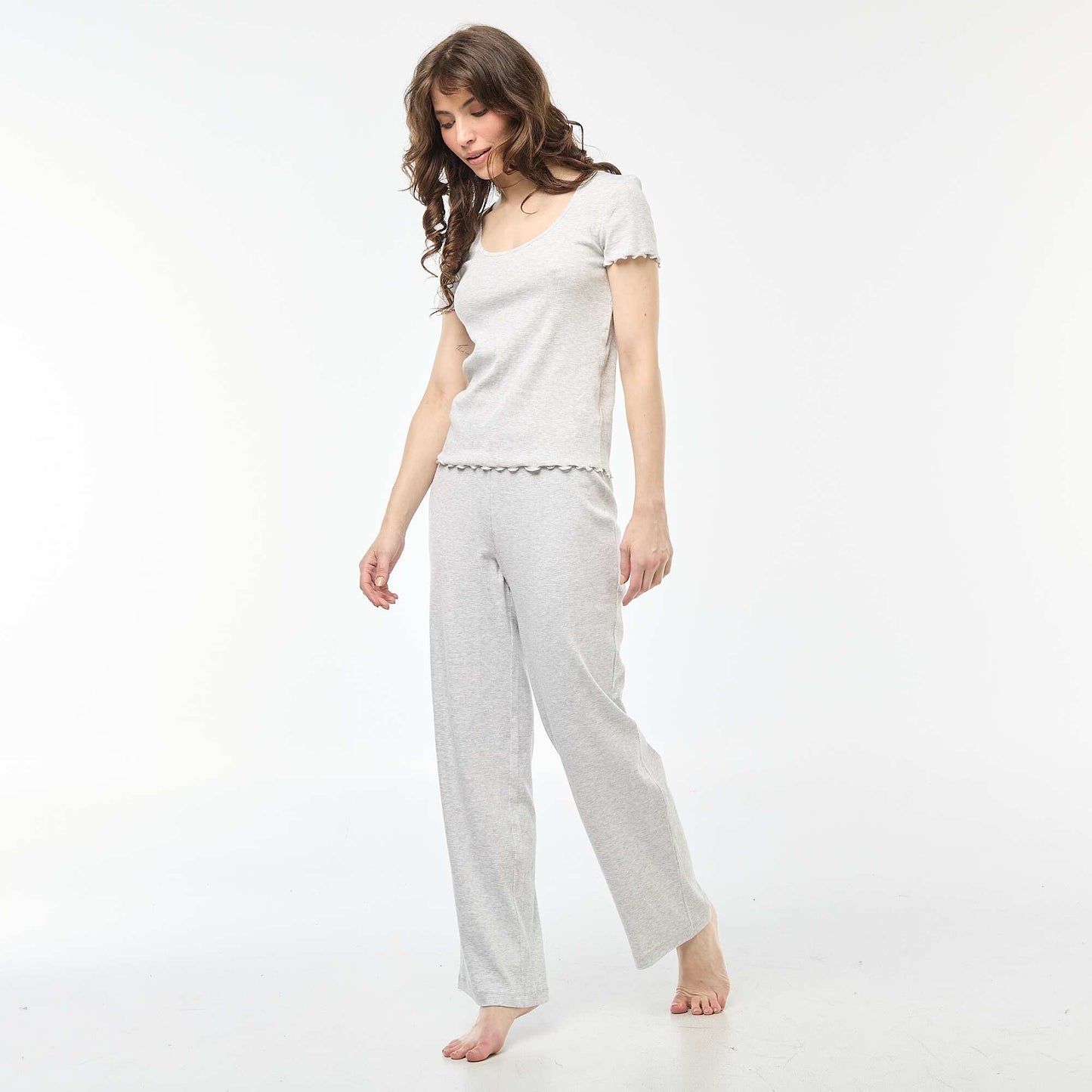 T-shirt uni en maille côtelé manches courtes GRIS