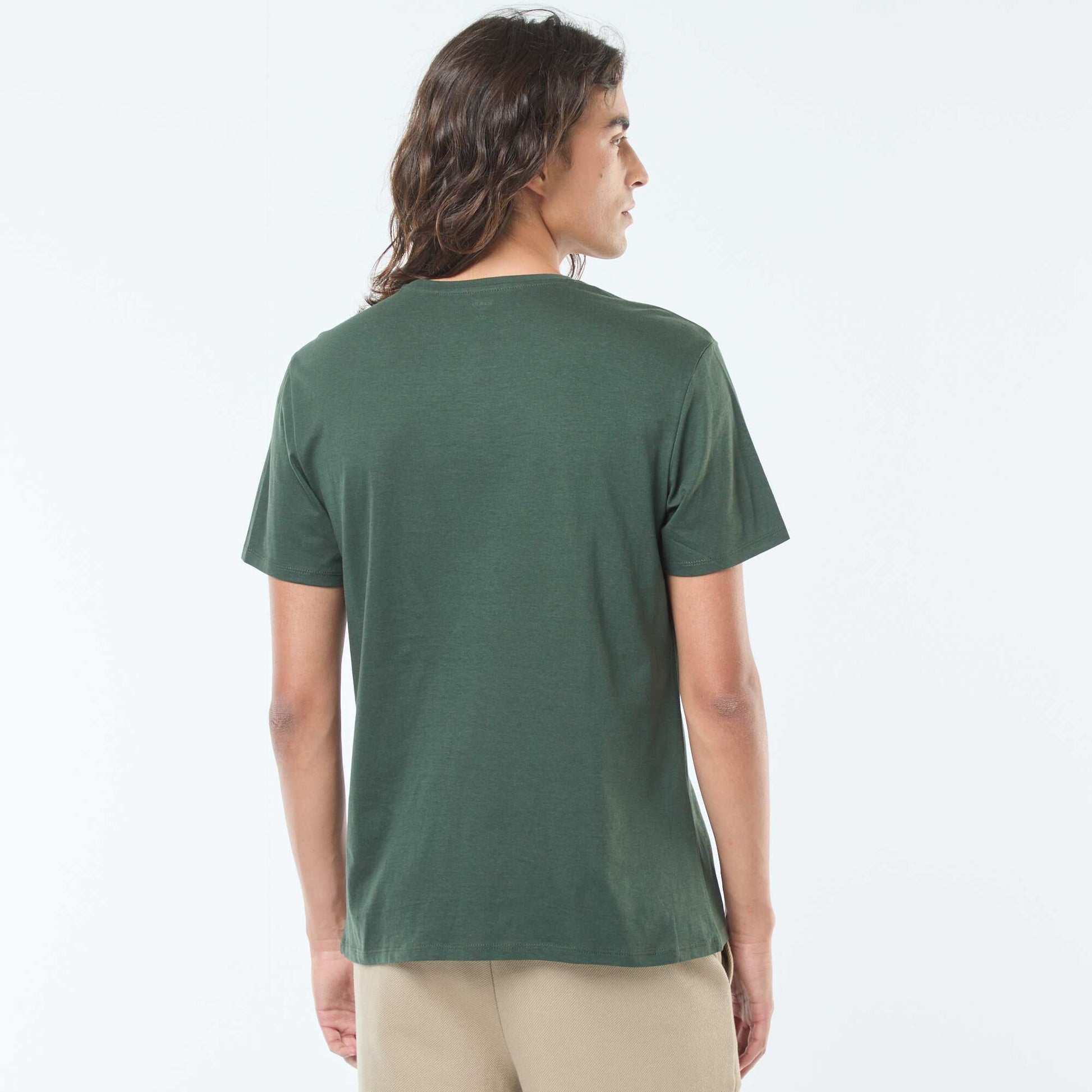 T-shirt imprimé à manches courtes et col rond VERT