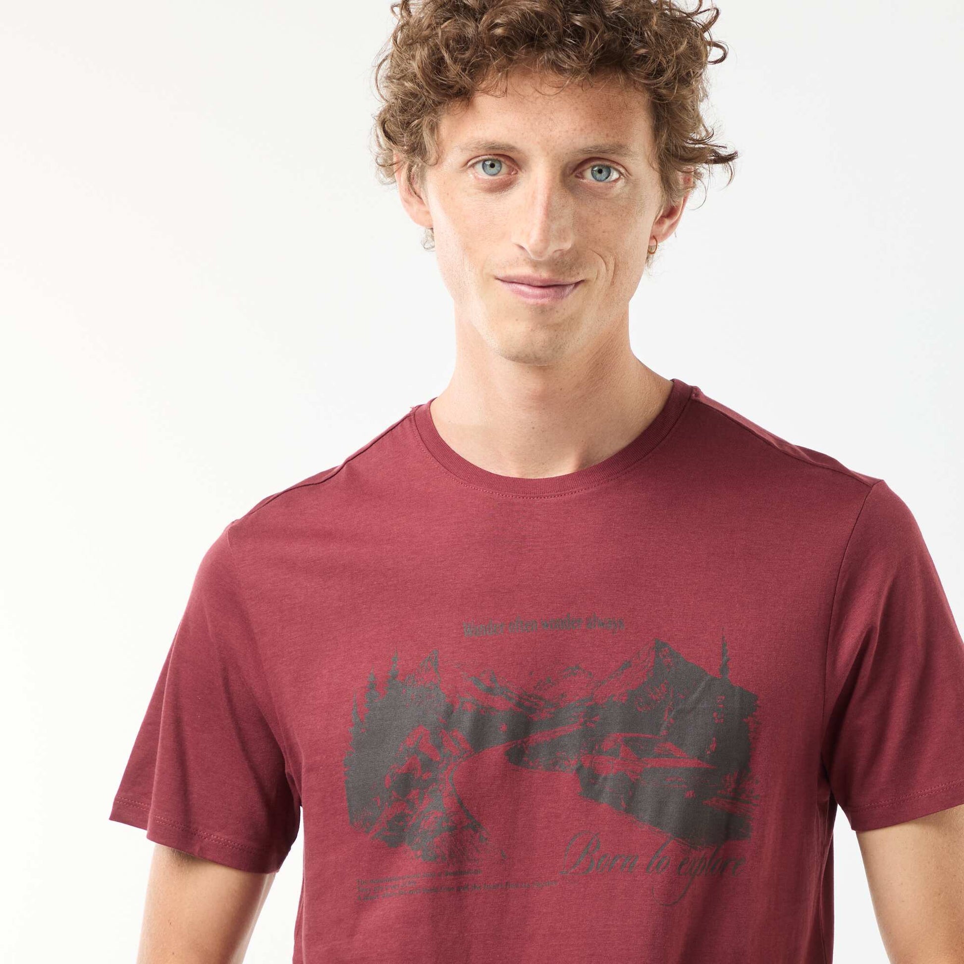 T-shirt imprimé à manches courtes et col rond ROUGE