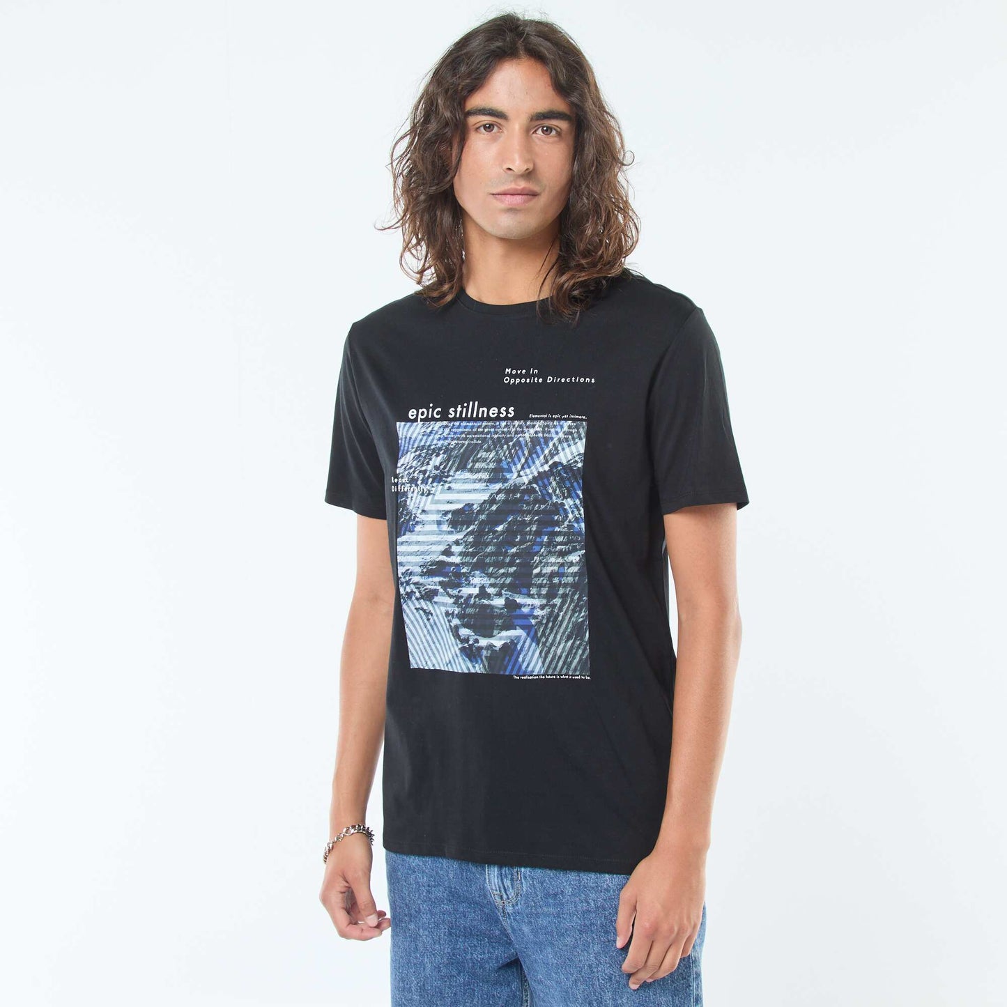 T-shirt imprimé à manches courtes et col rond NOIR