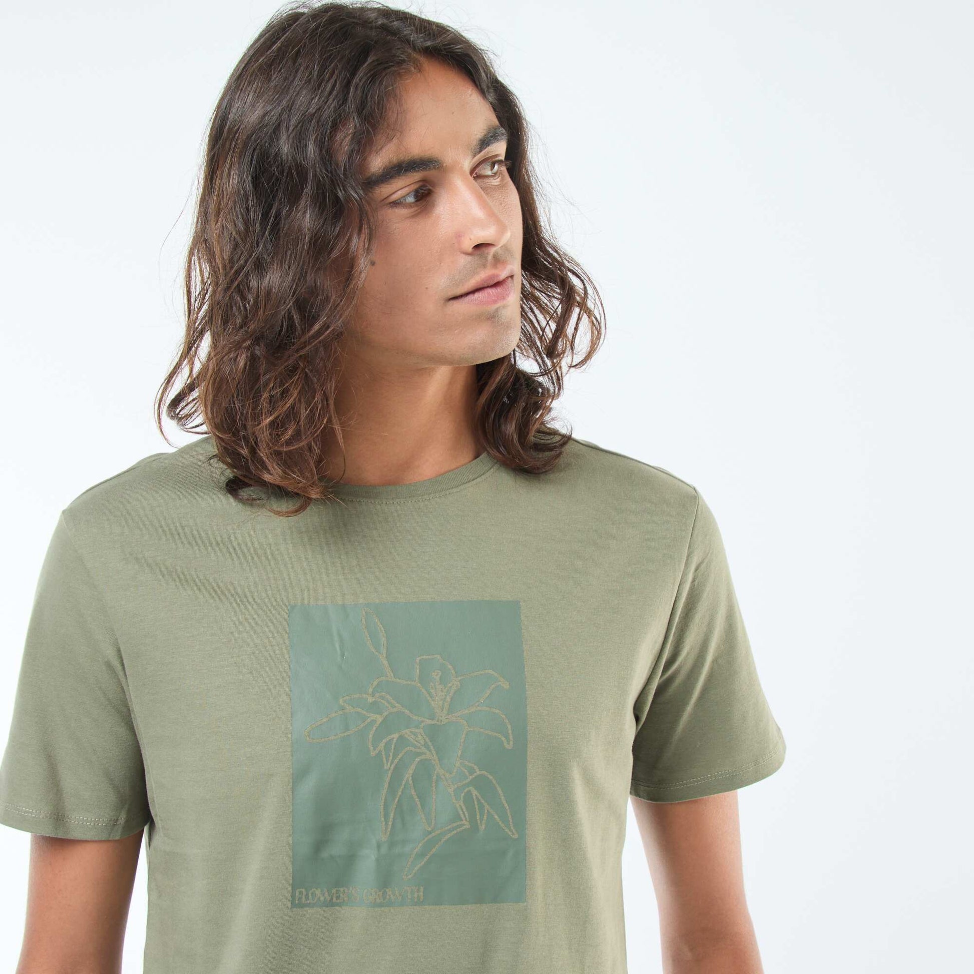 T-shirt imprimé à manches courtes et col rond VERT