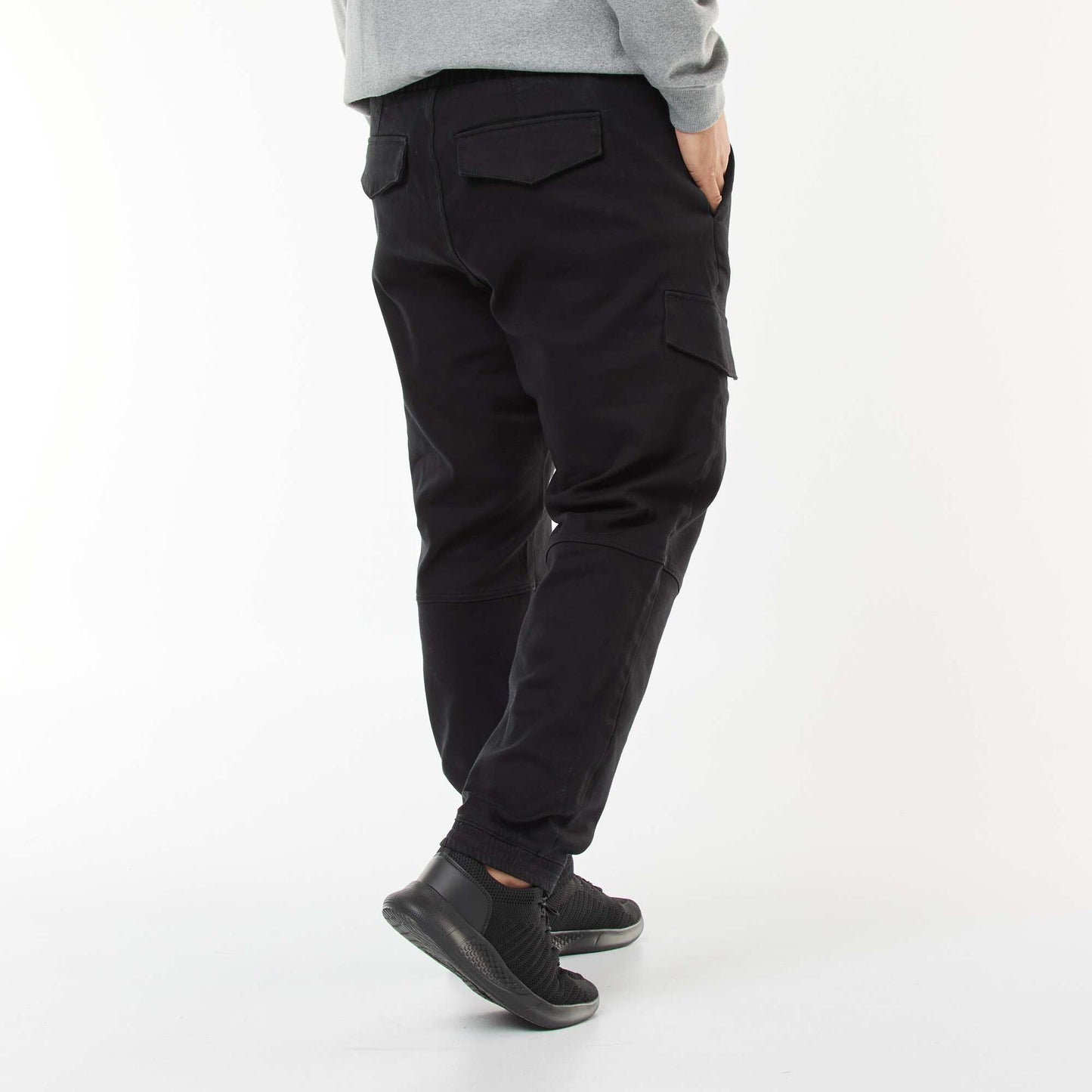 Pantalon multipoches uni avec ceinture élastiquée NOIR