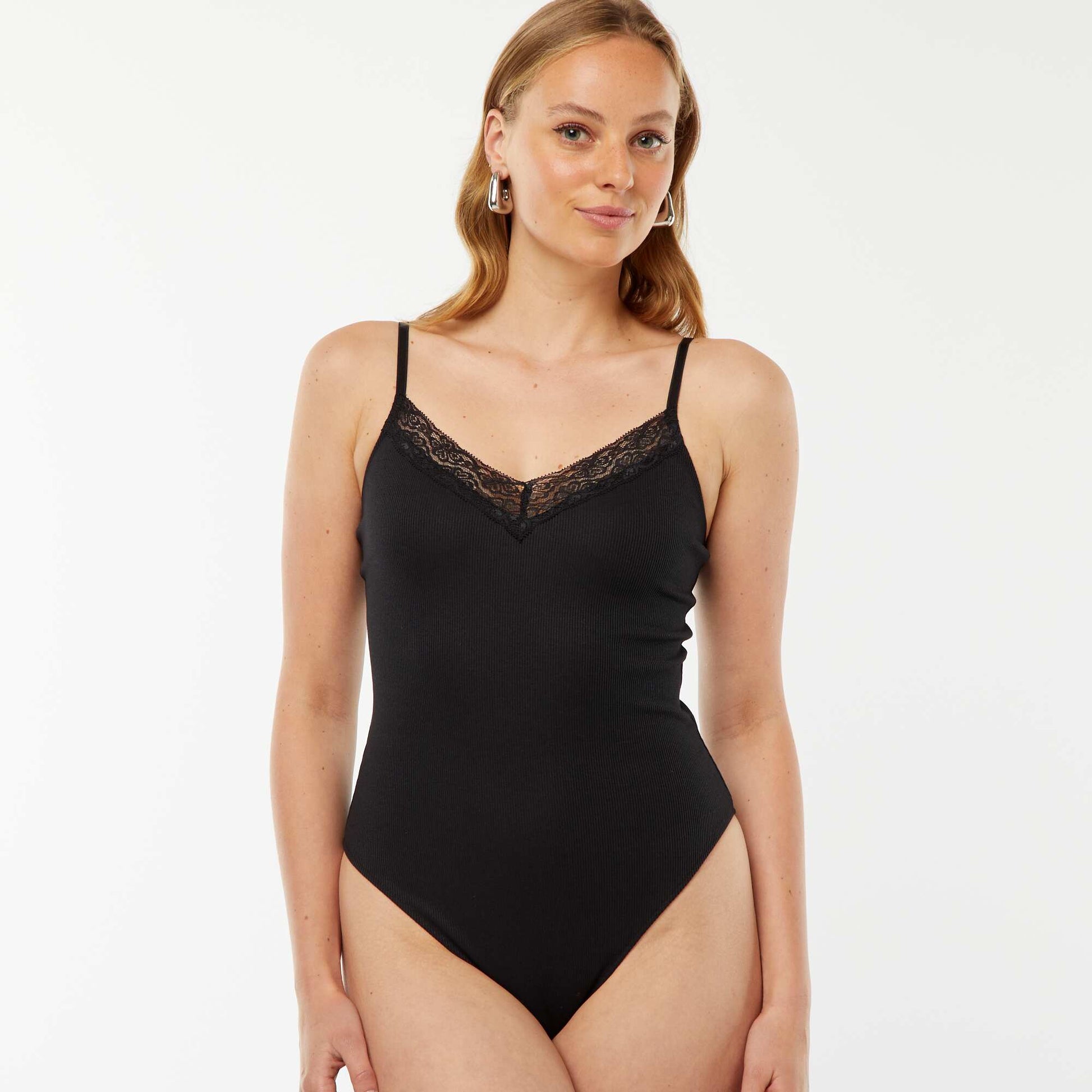 Body côtelé uni avec dentelle NOIR
